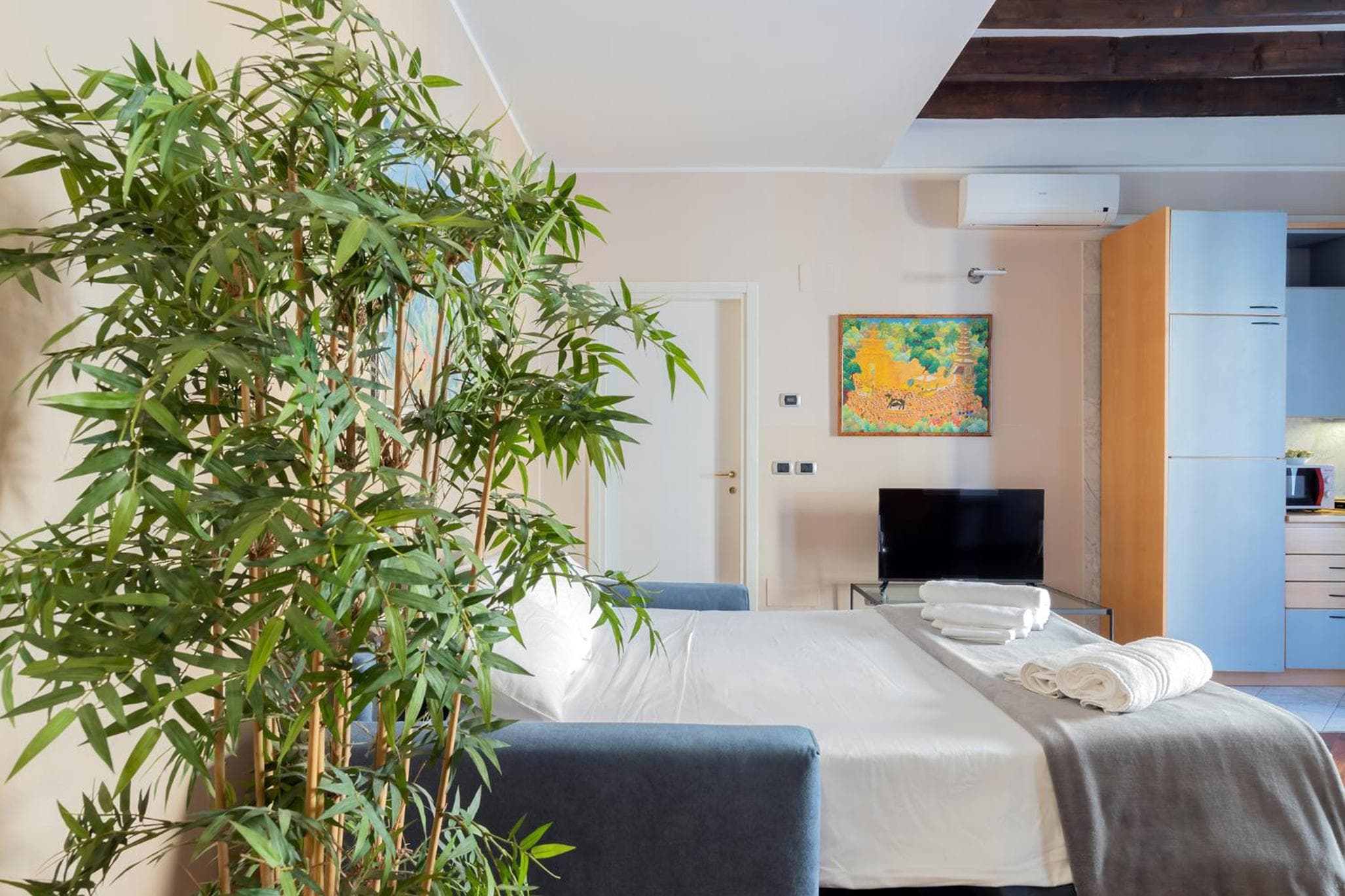 Milan Retreats — 26