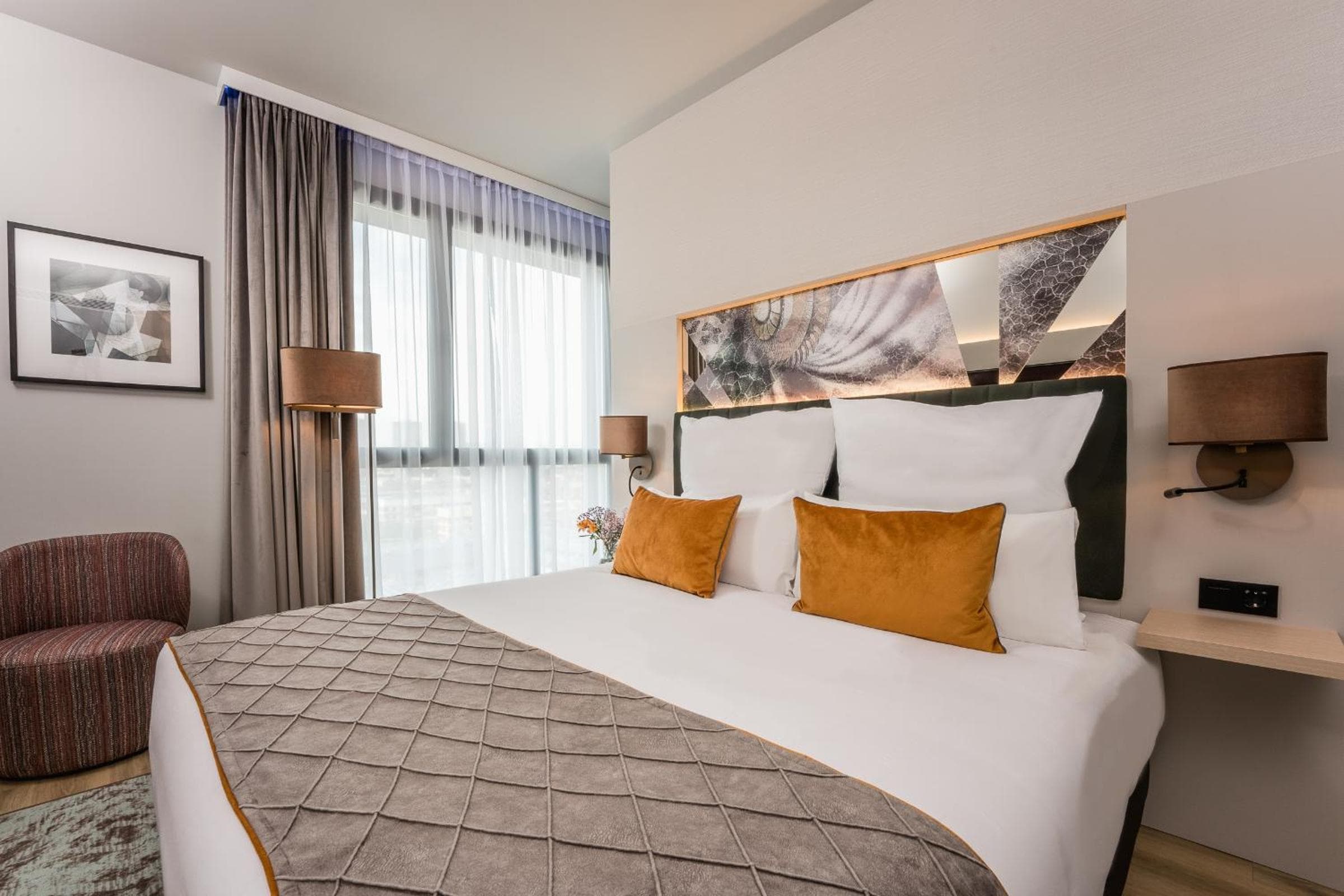 Leonardo Royal Hotel Barcelona Fira — 12