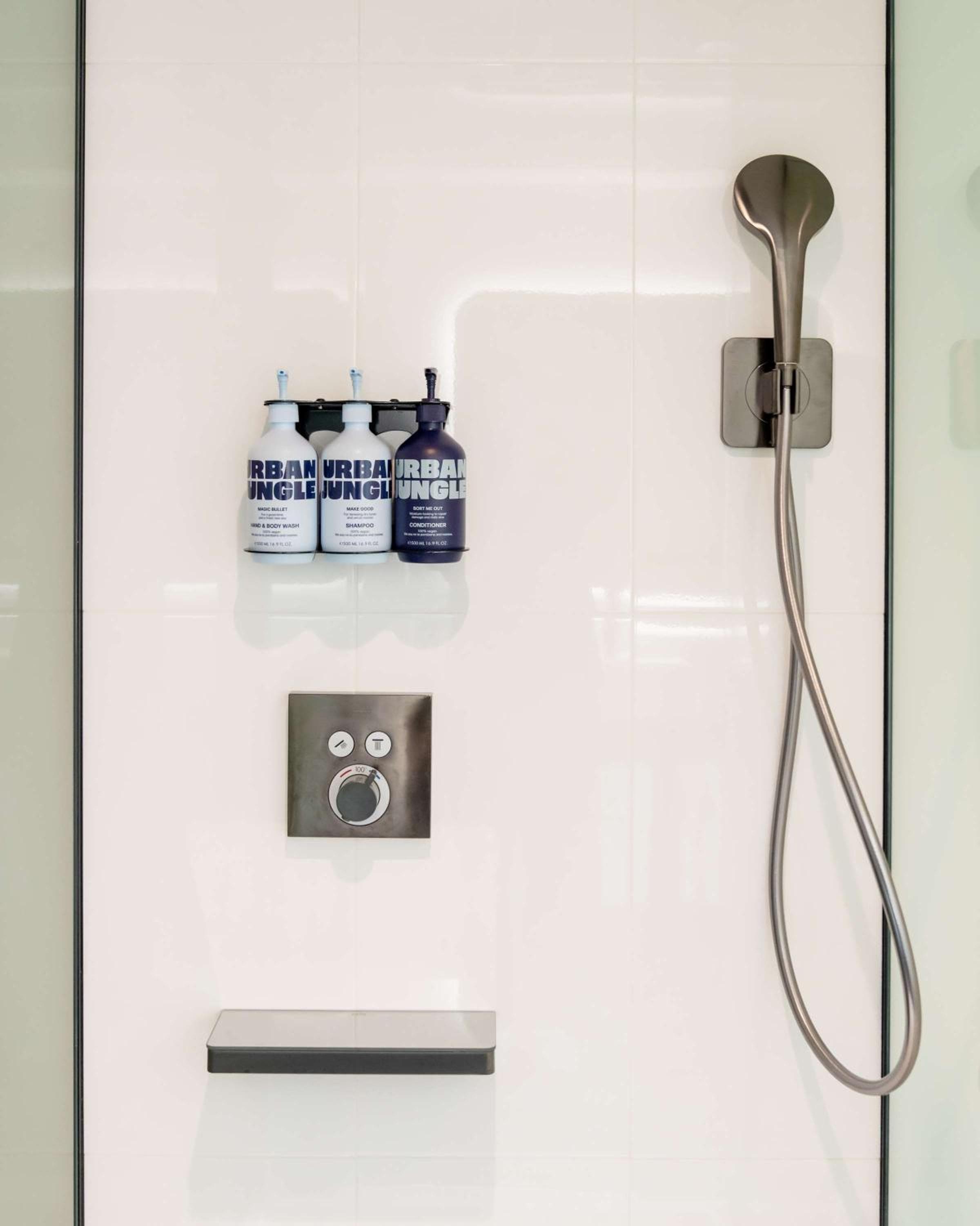 YOTEL Amsterdam — 22