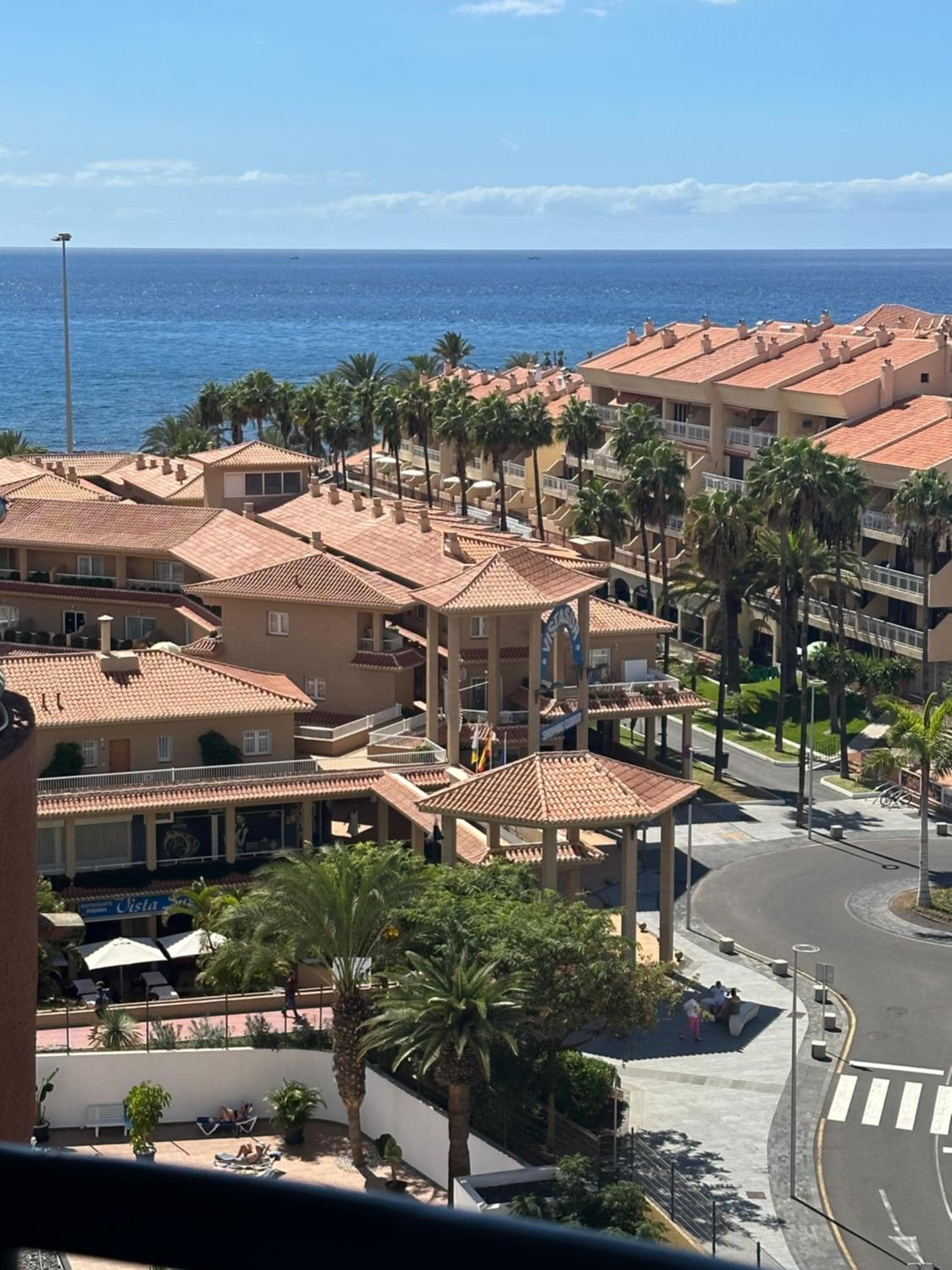 Luxury Apartment Boutique in Torres del Sol — 1