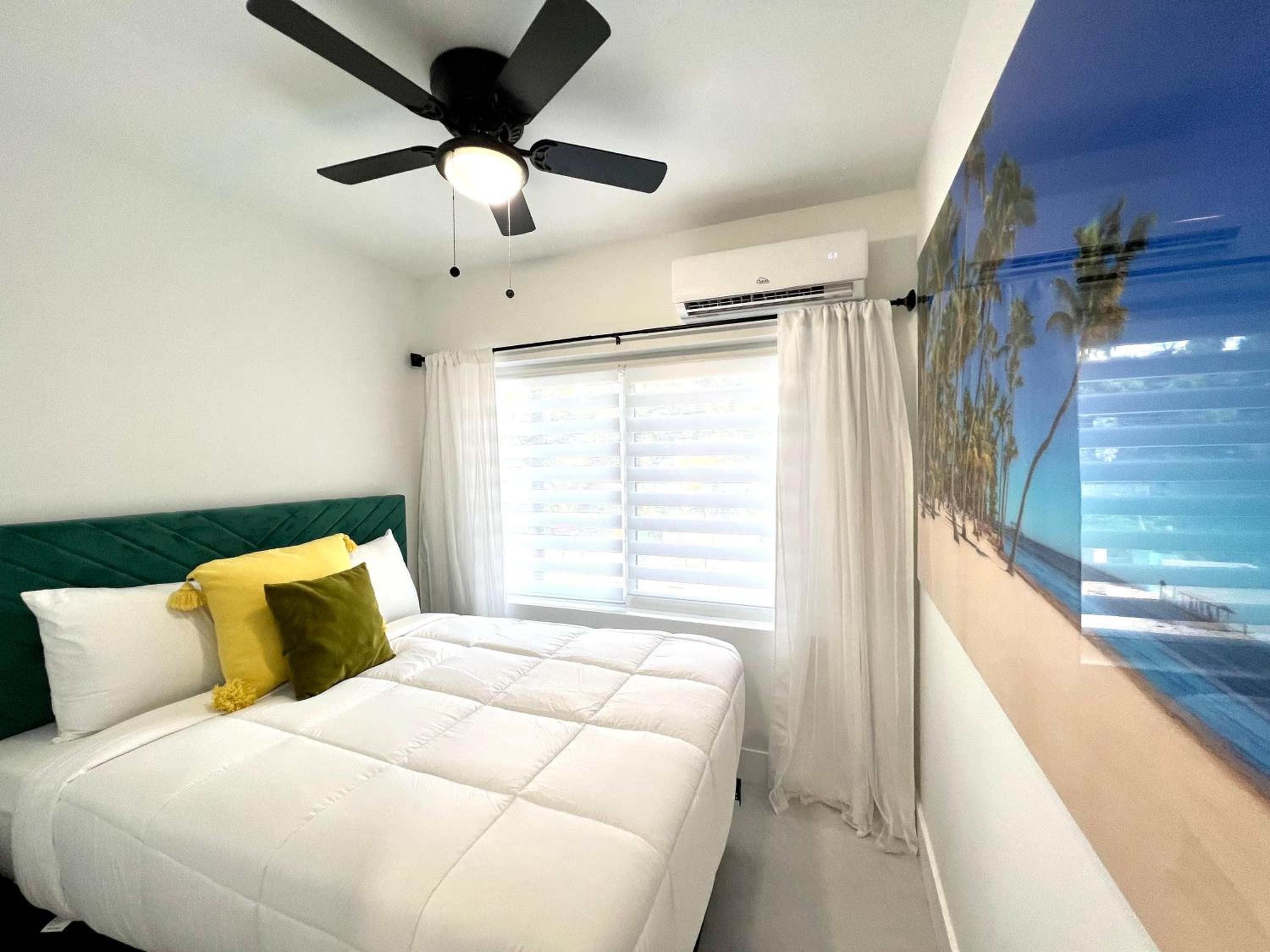 3 STAGIONI AL CARRINGTON 3 appartamenti separati con 2 camere da letto e 1 bagno e una villa con 3 camere da letto e 2 bagni — 29