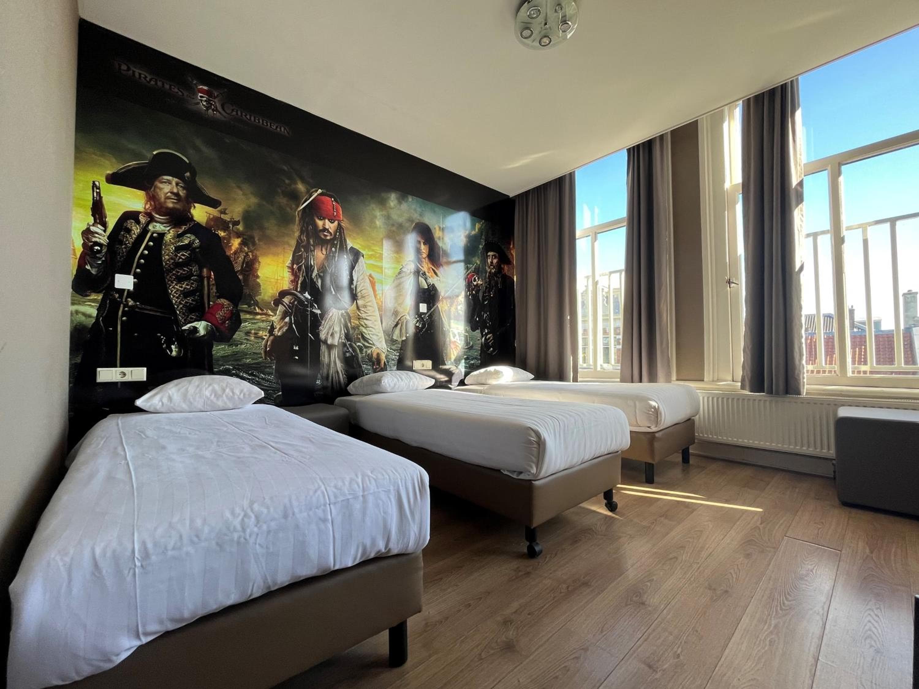 Hotel en el corazón de Ámsterdam — 25