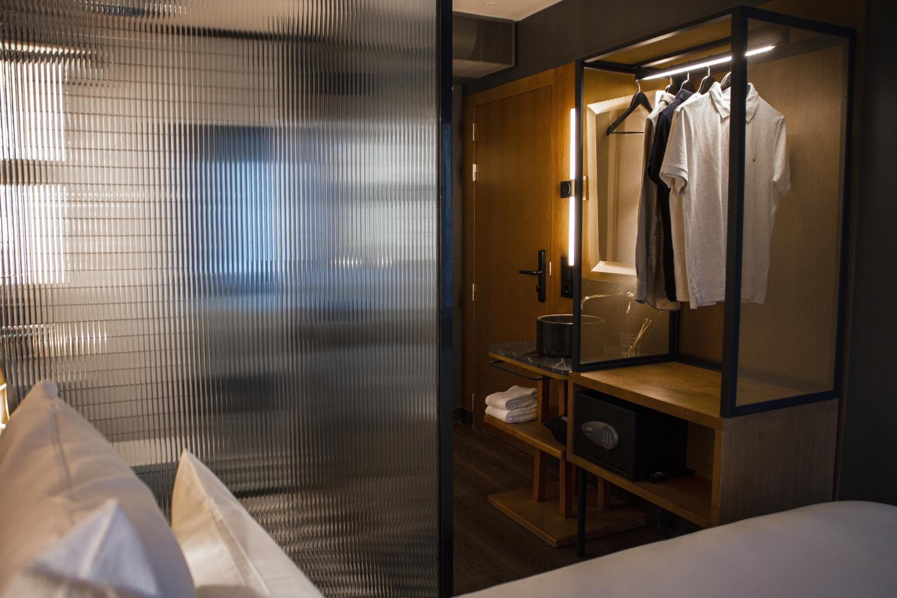 Letoh Letoh Gran Vía hotel, Calle de Leganitos 41, Madrid, Spain — photo 36