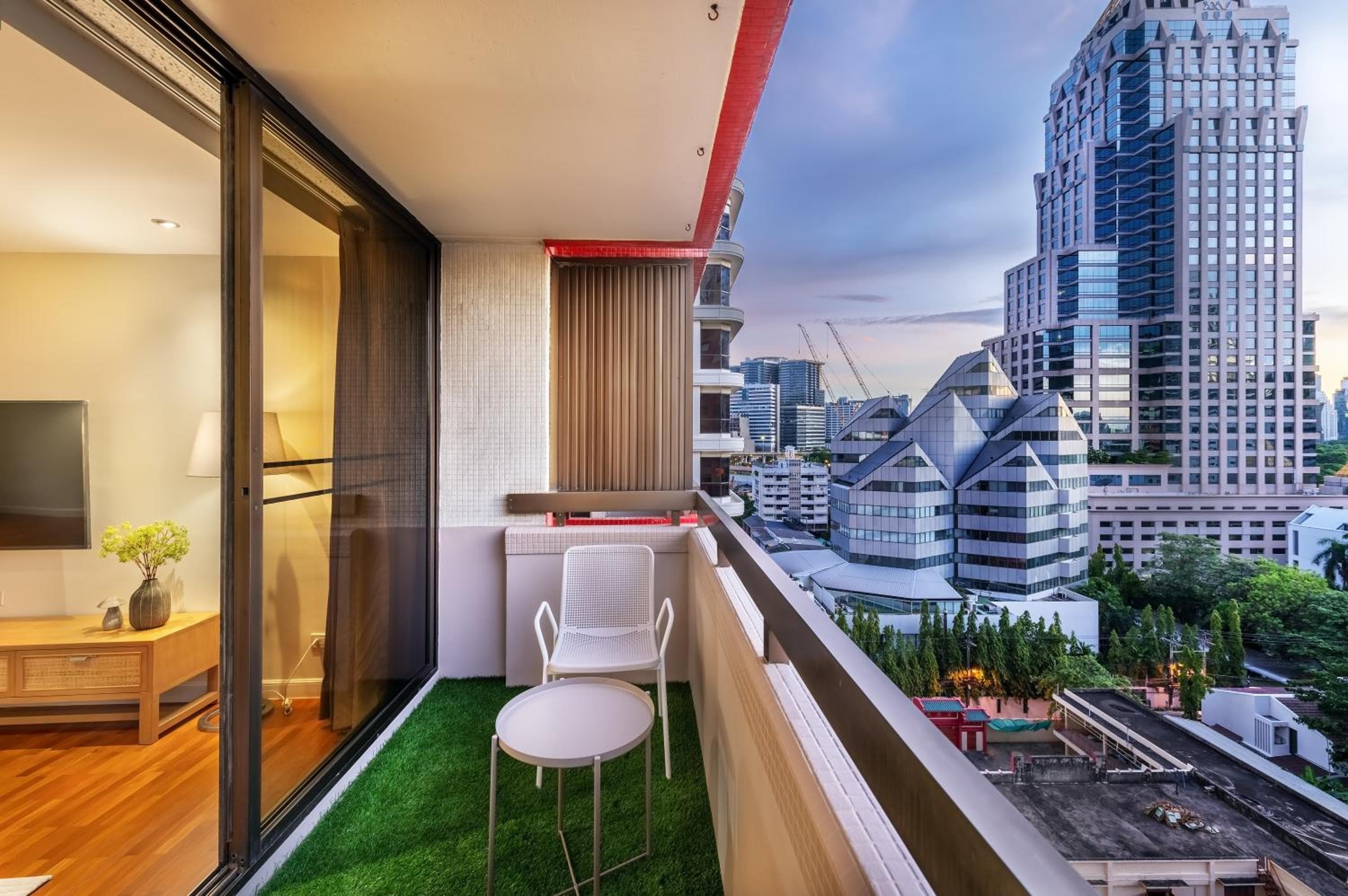 Bandara Suites Silom, Bangkok — 22