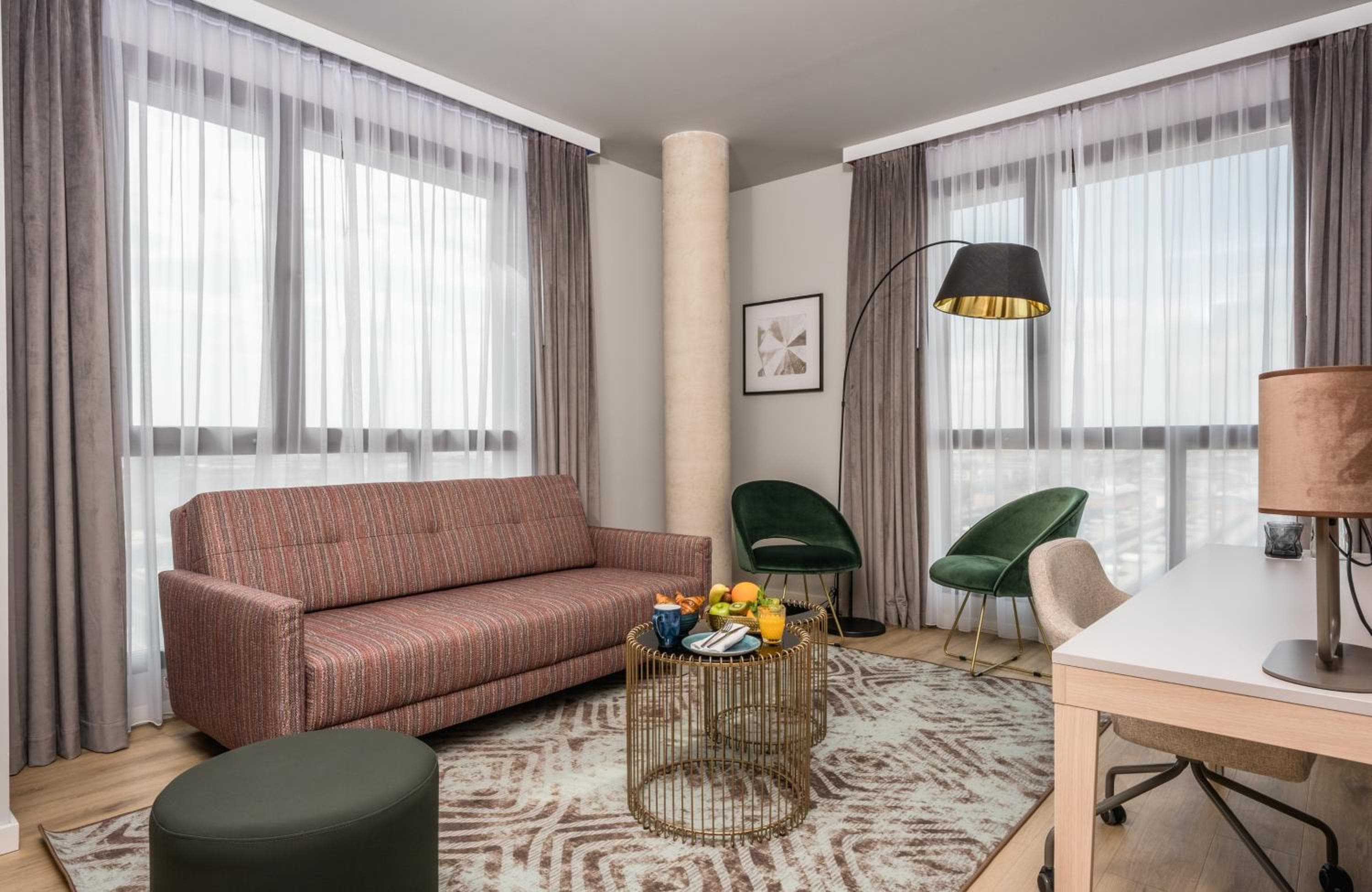 Leonardo Royal Hotel Barcelona Fira — 17