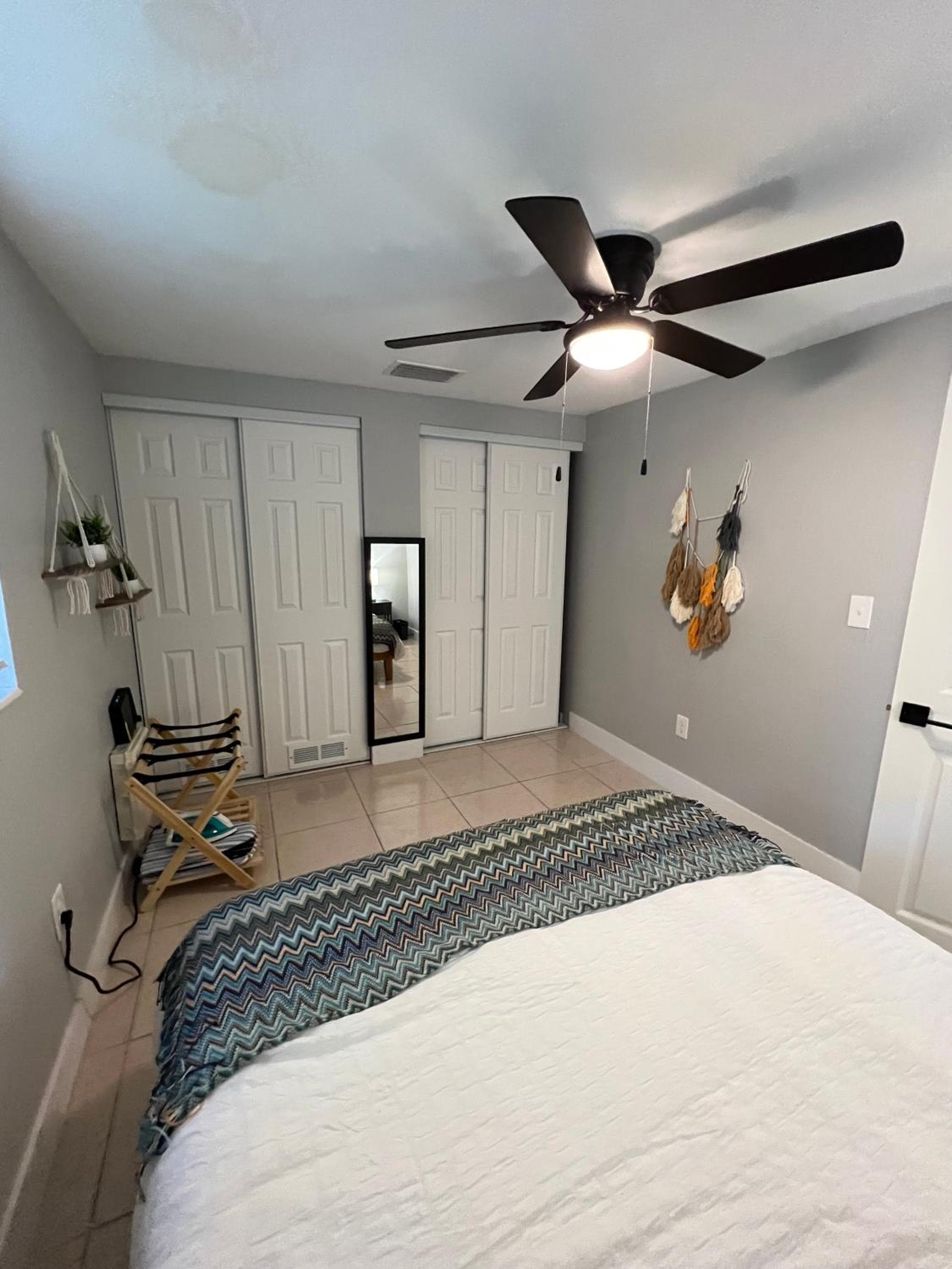 Bohemian 1 Schlafzimmer- Minuten von Busch Gardens — 9