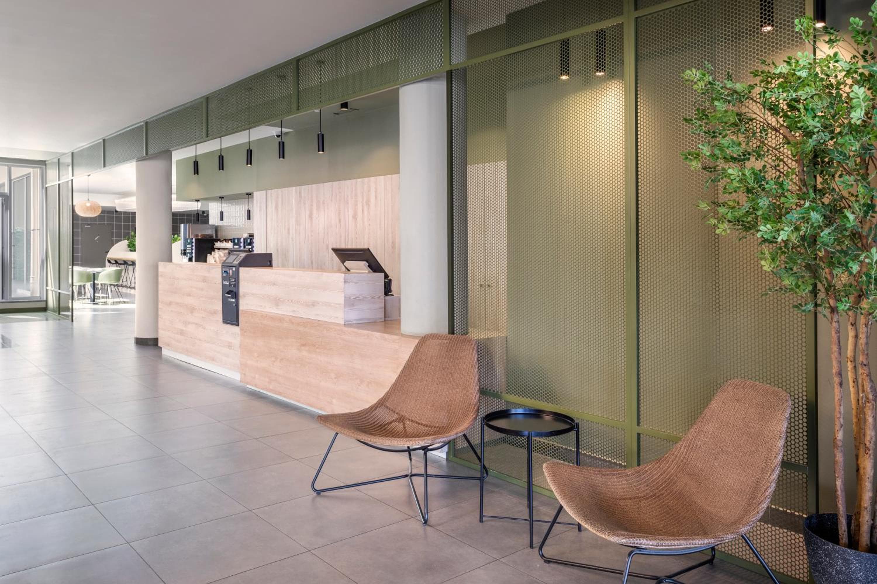 B&B HOTEL Lissabon Flughafen — 4
