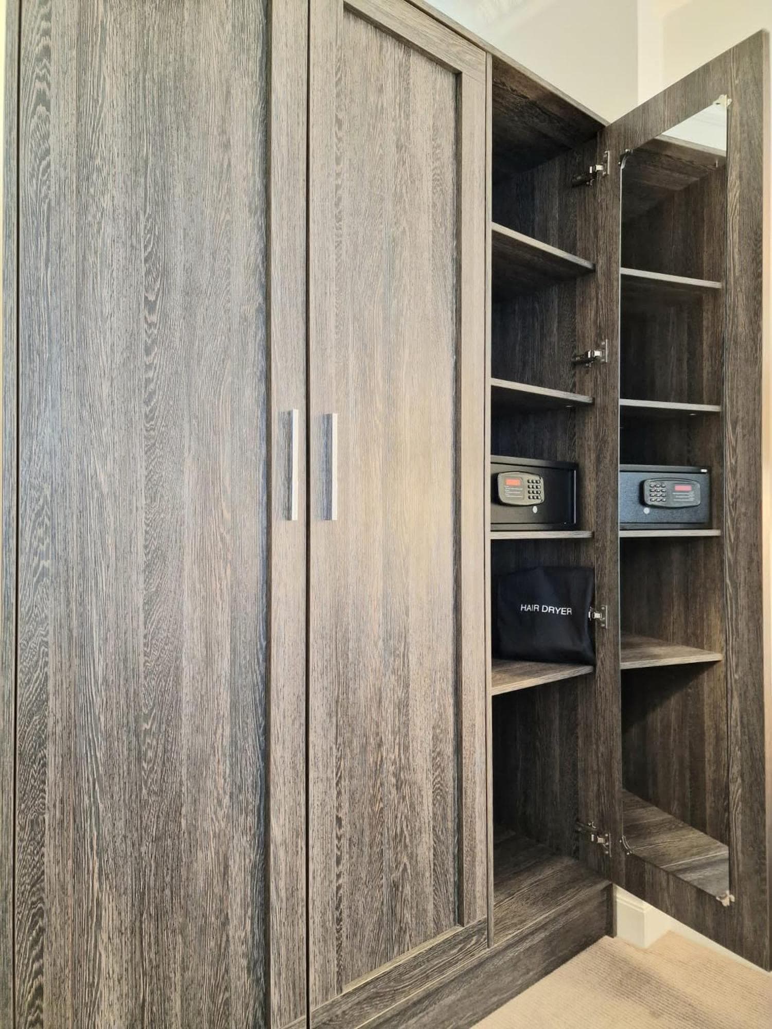 Astor Court Hotel — 4