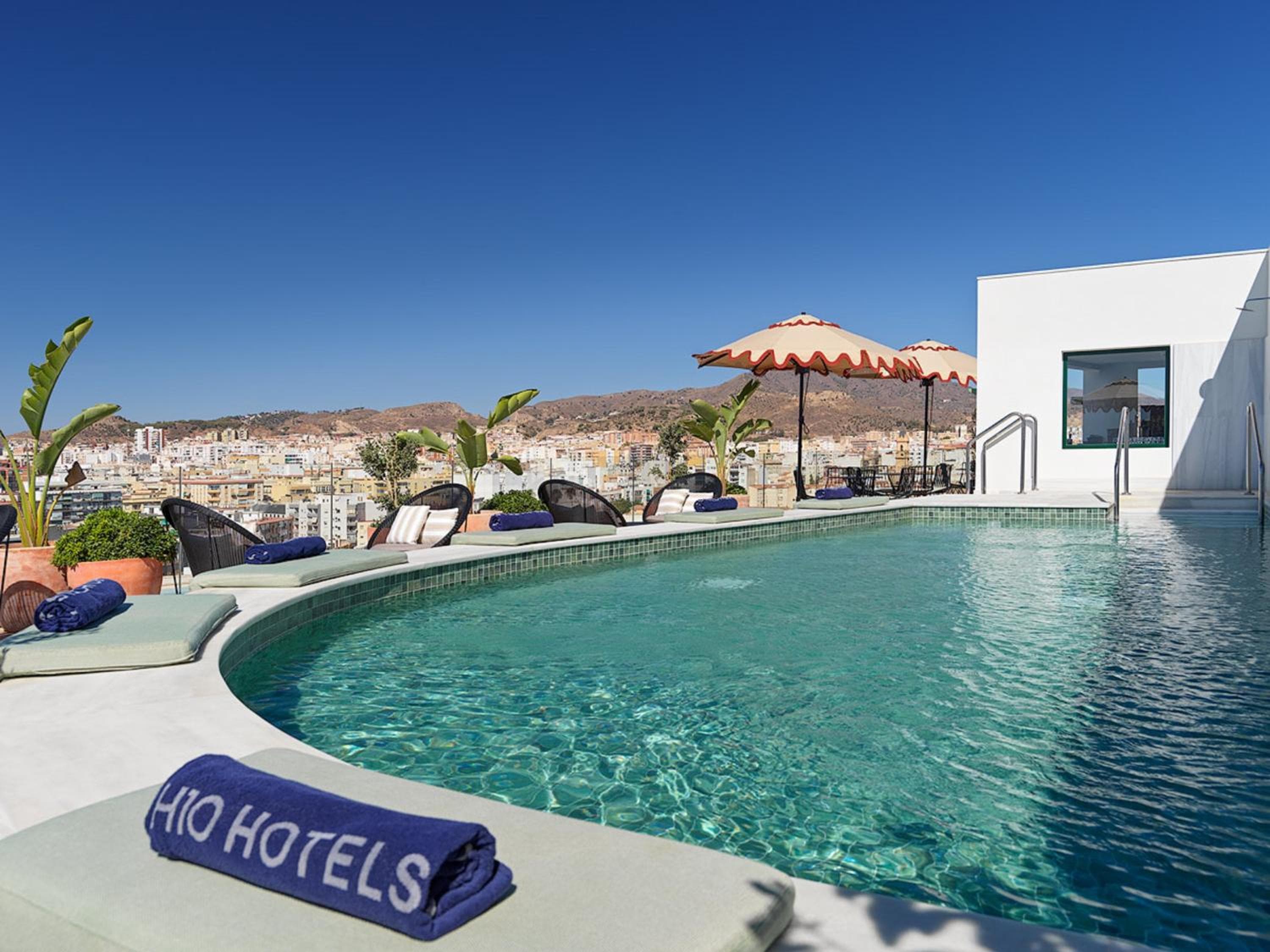 H10 Croma Málaga — 1