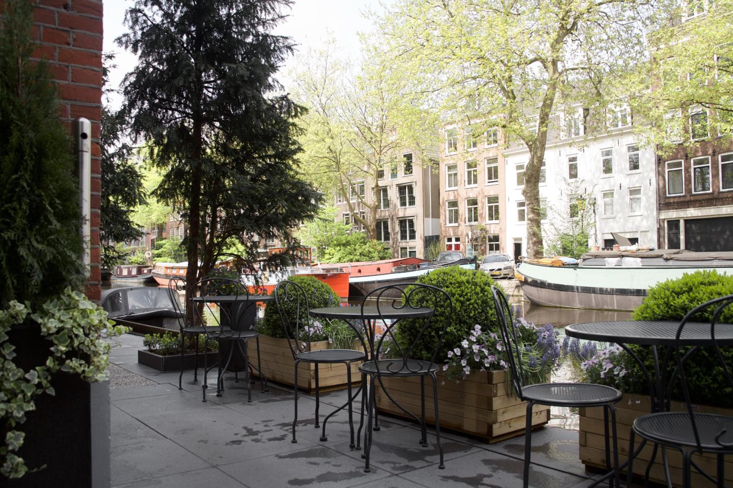 Amsterdam Canal Hotel — 7
