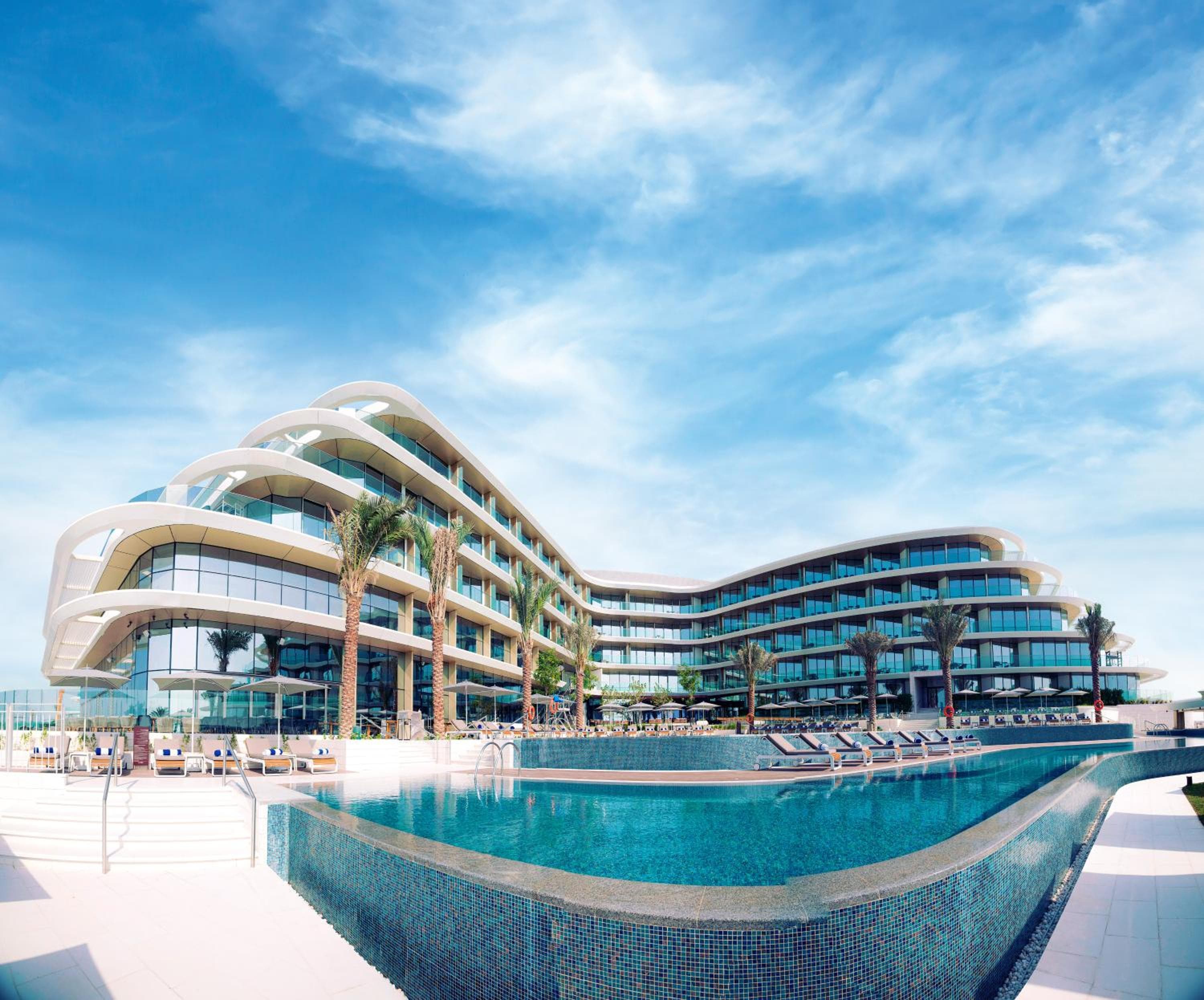 JA Lake View Hotel, Dubai — 1
