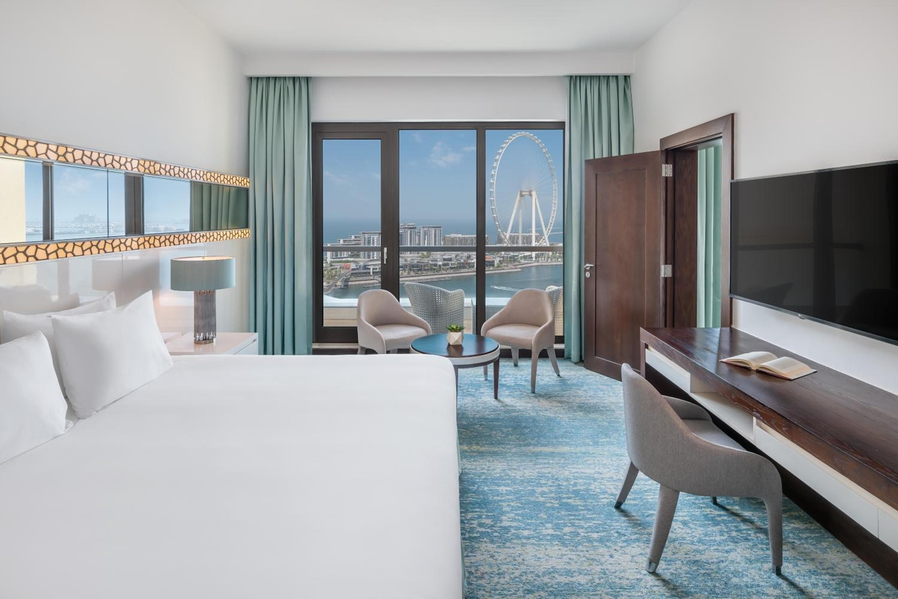 JA Ocean View Hotel, Jumeirah Beach Dubai — 13