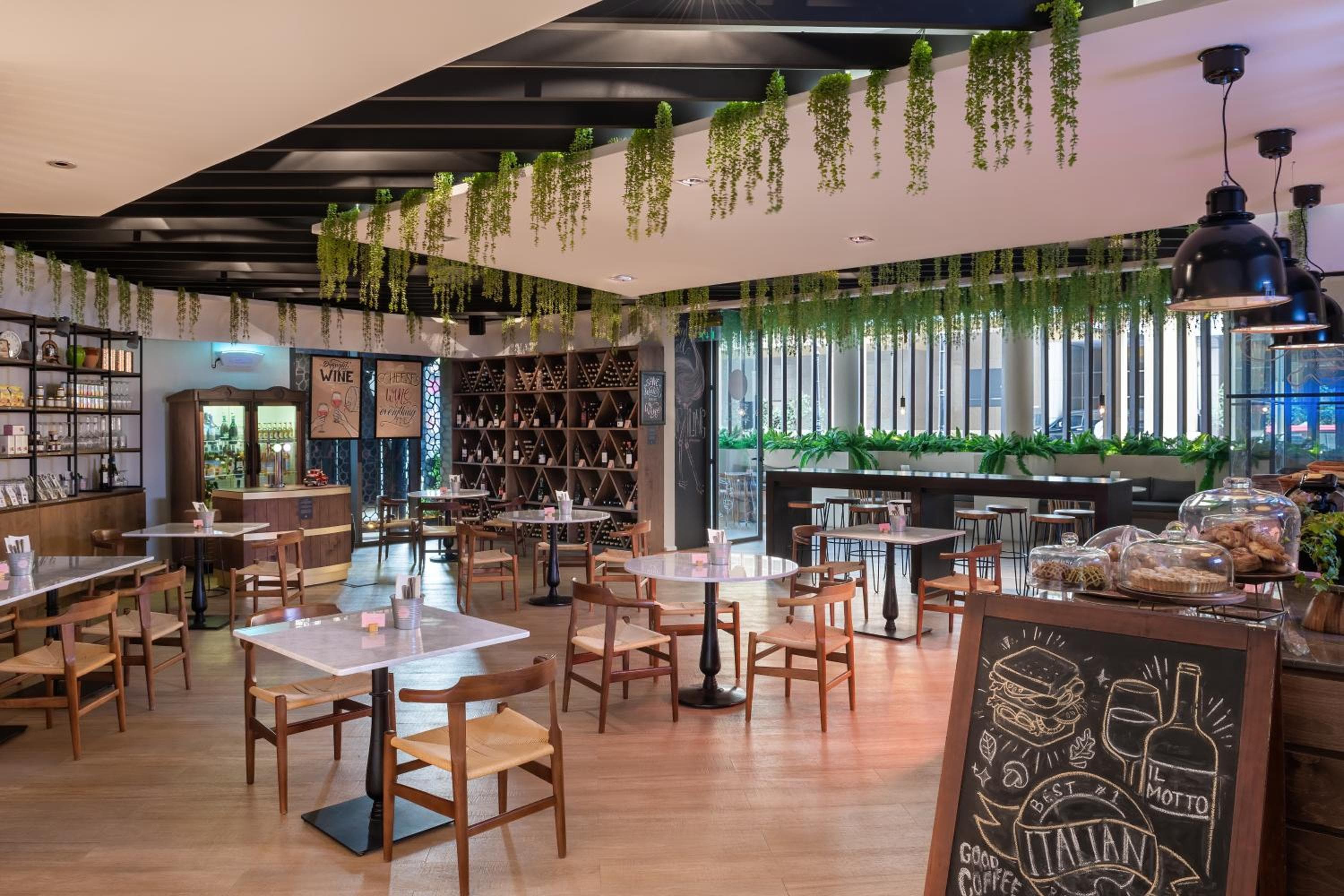 JA Ocean View Hotel, Jumeirah Beach Dubai — 11