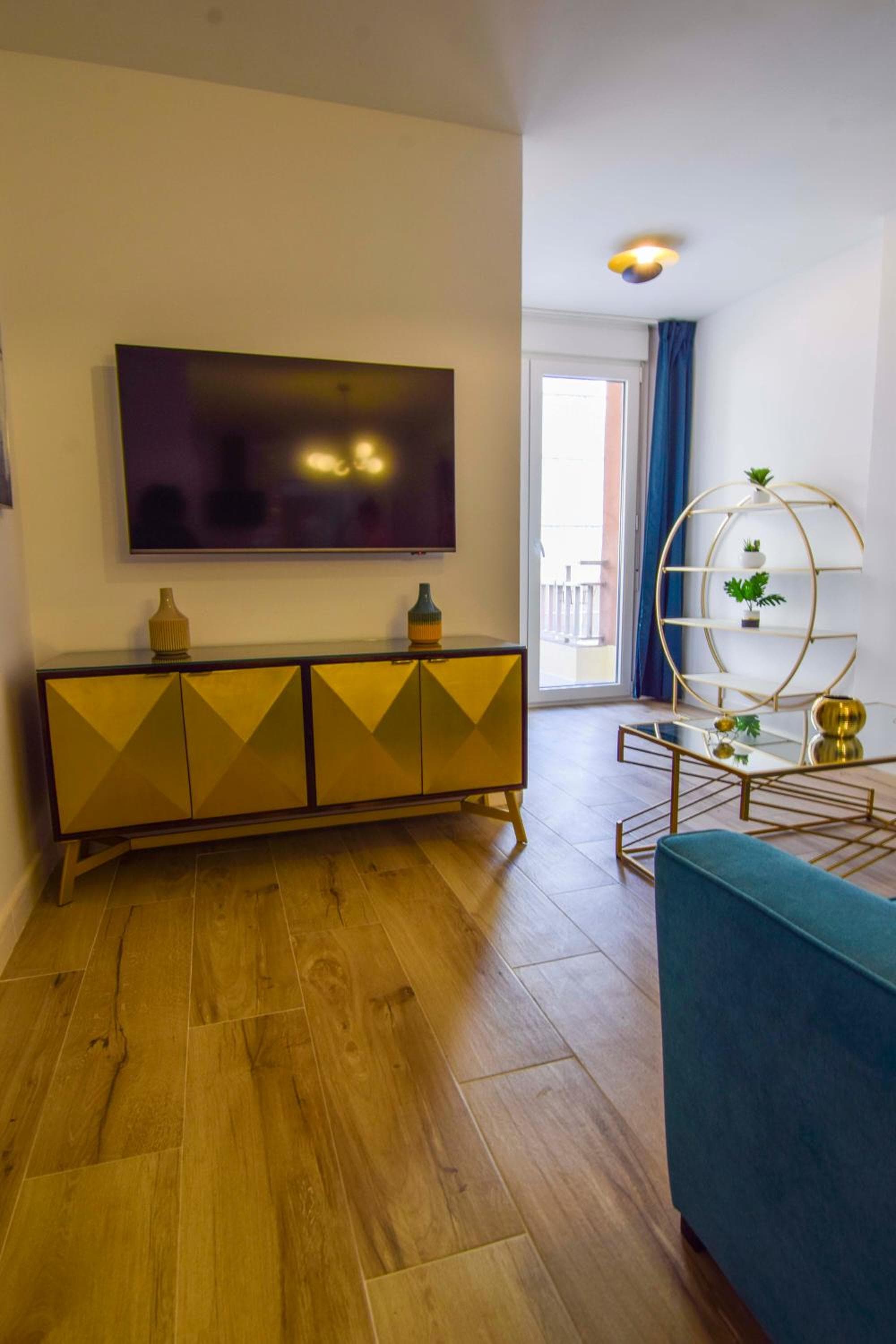 Hotel Letmalaga Square Merced — 12