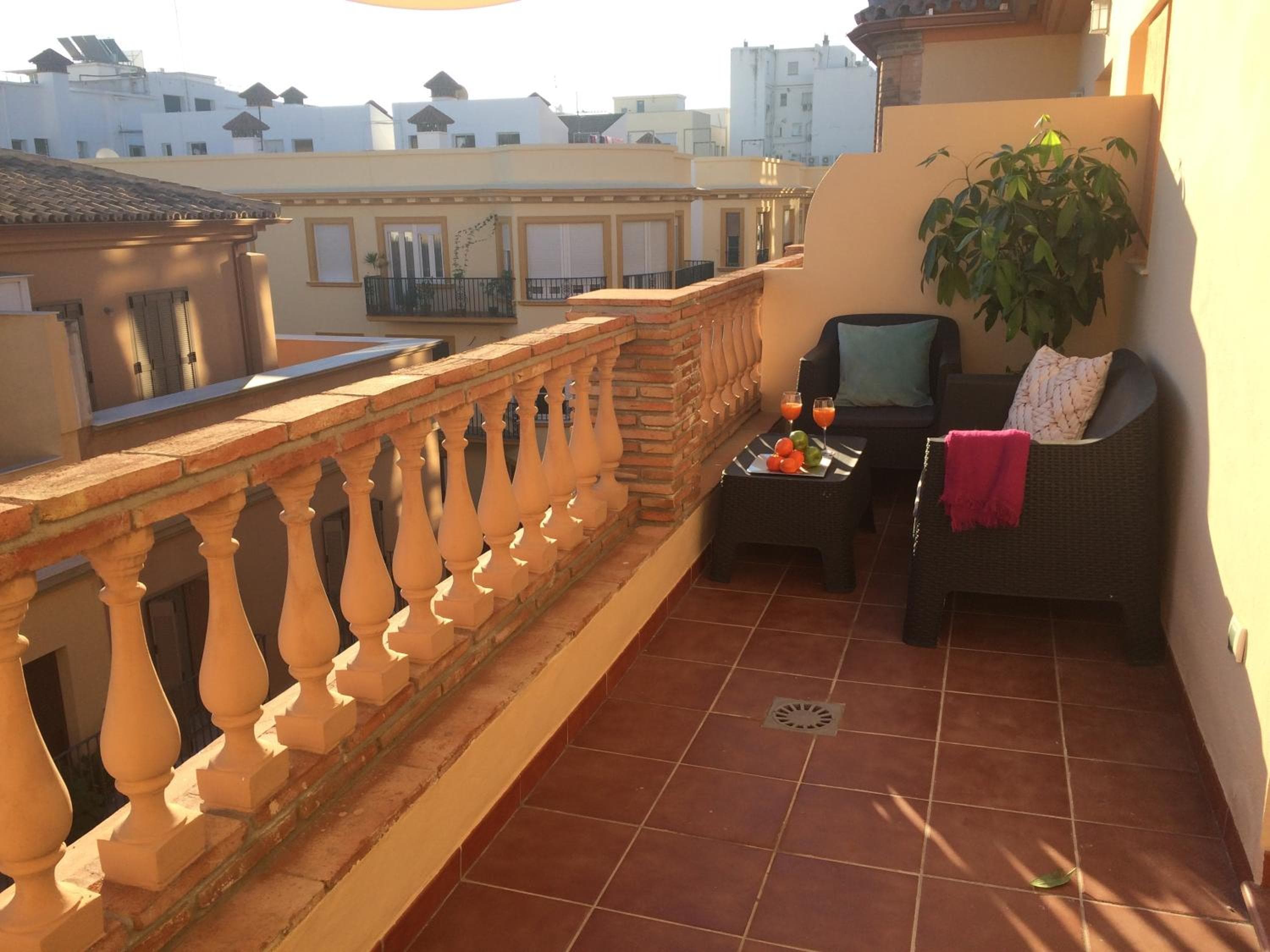 Life Apartments Alameda Colón — 21