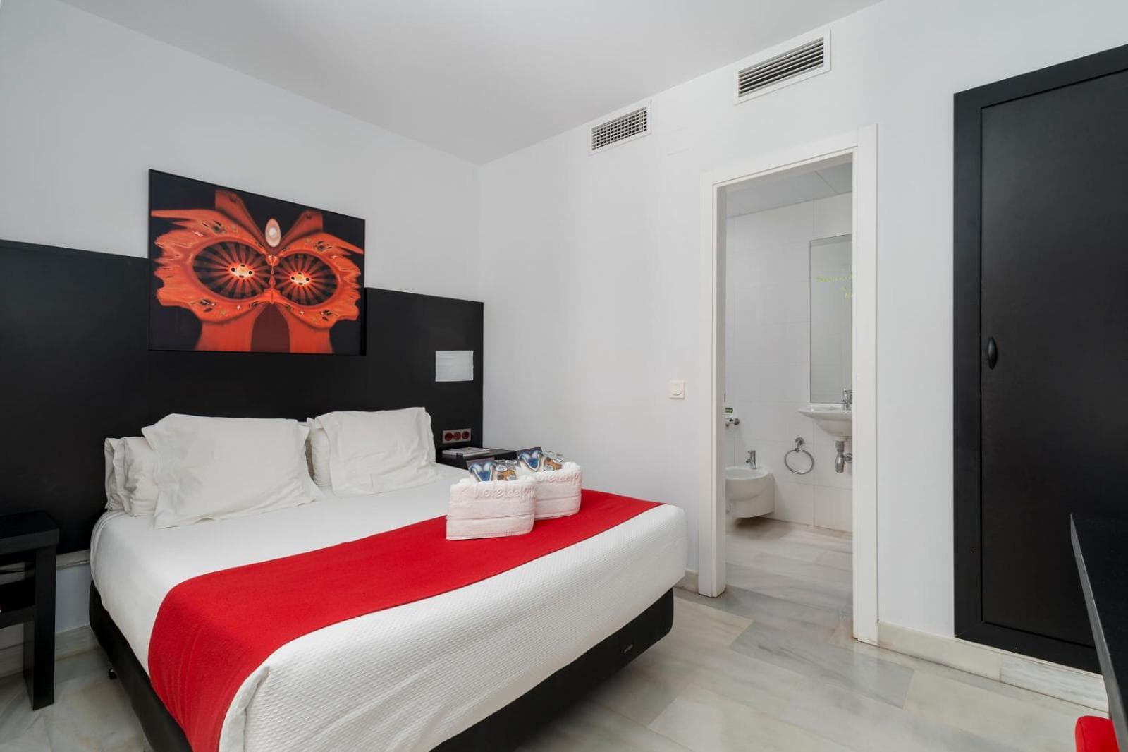 Hotel Del Pintor — 6