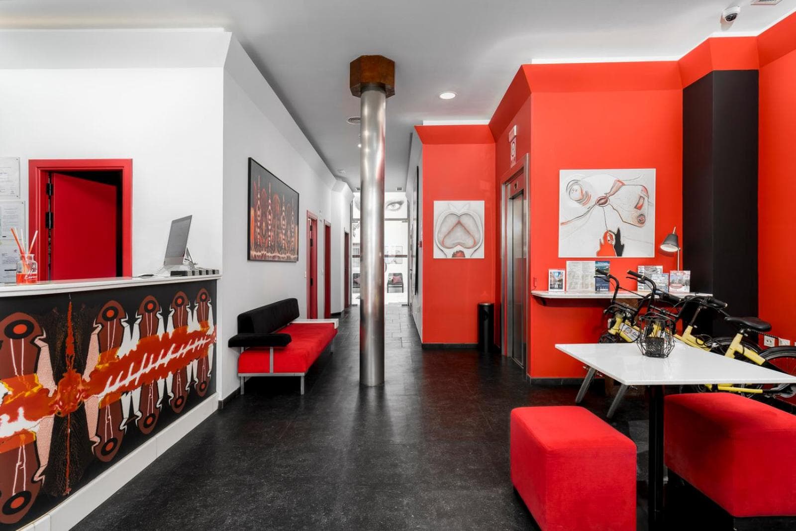 Hotel Del Pintor — 18