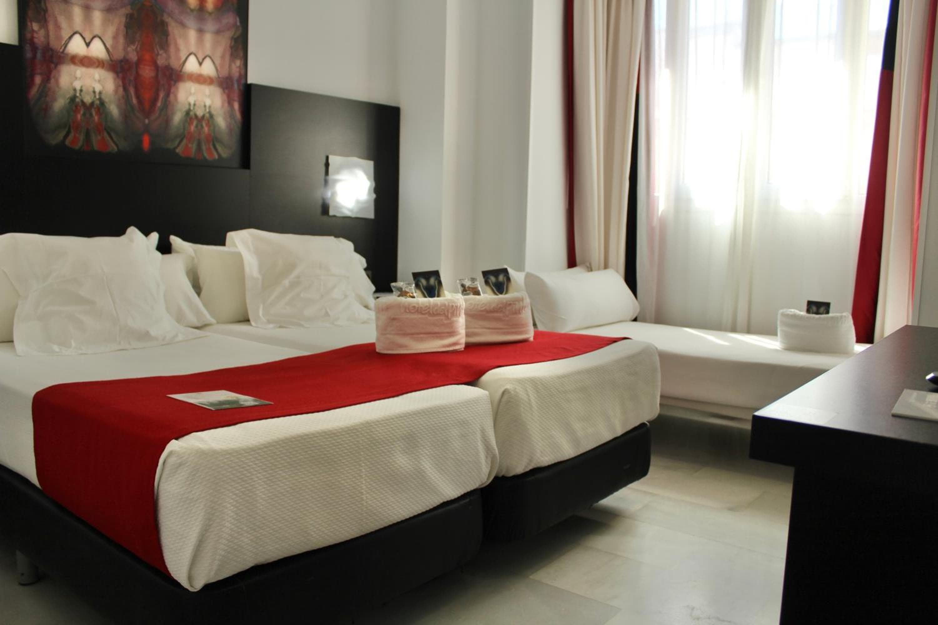 Hotel Del Pintor — 2