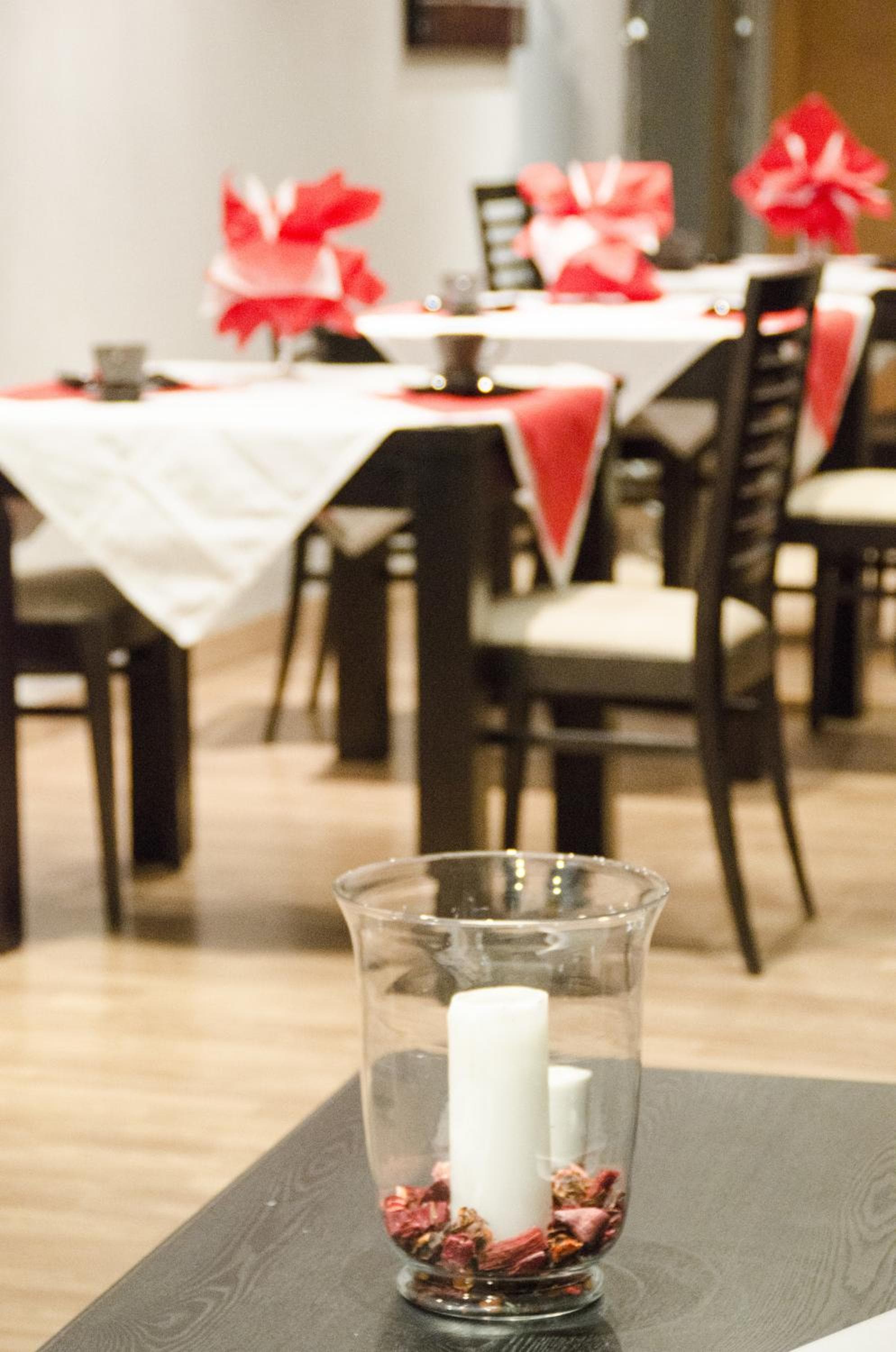 Hotel Duquesa — 12