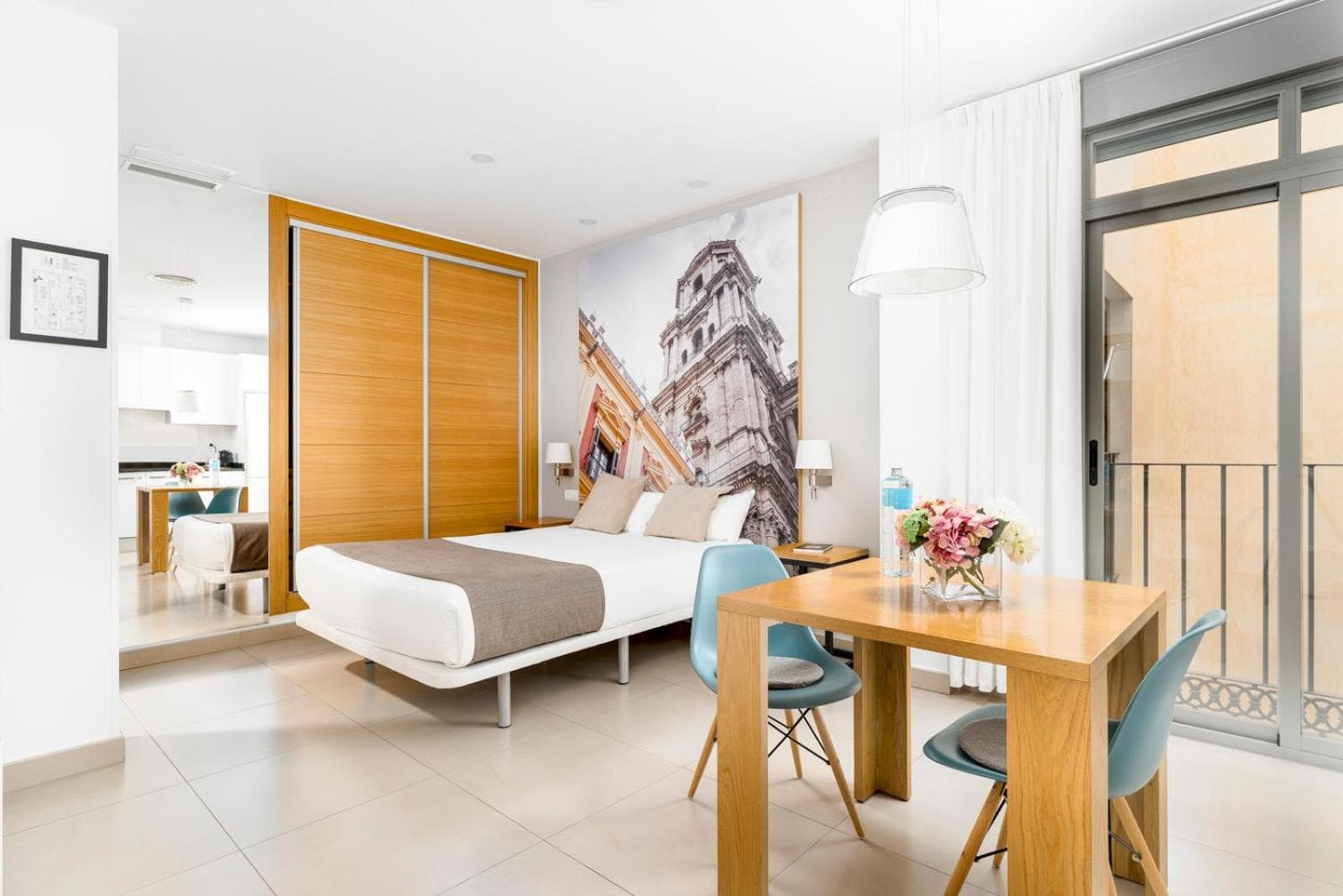 Suites del Pintor by Hoteles con Cultura — 10