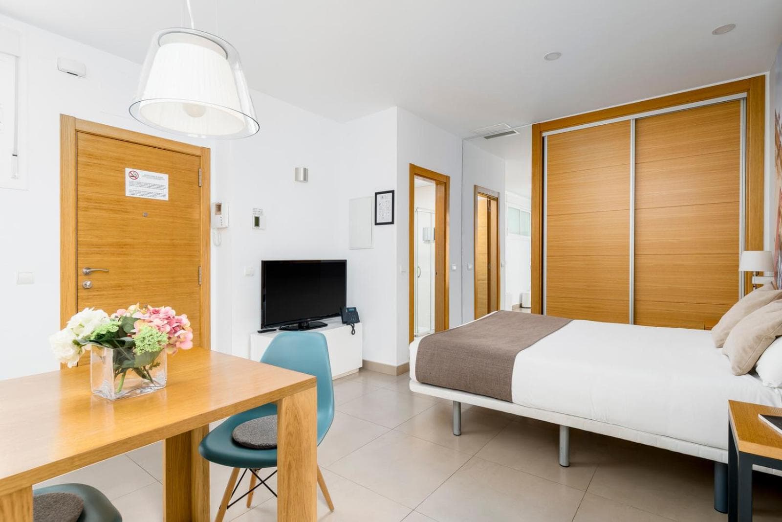 Suites del Pintor by Hoteles con Cultura — 14