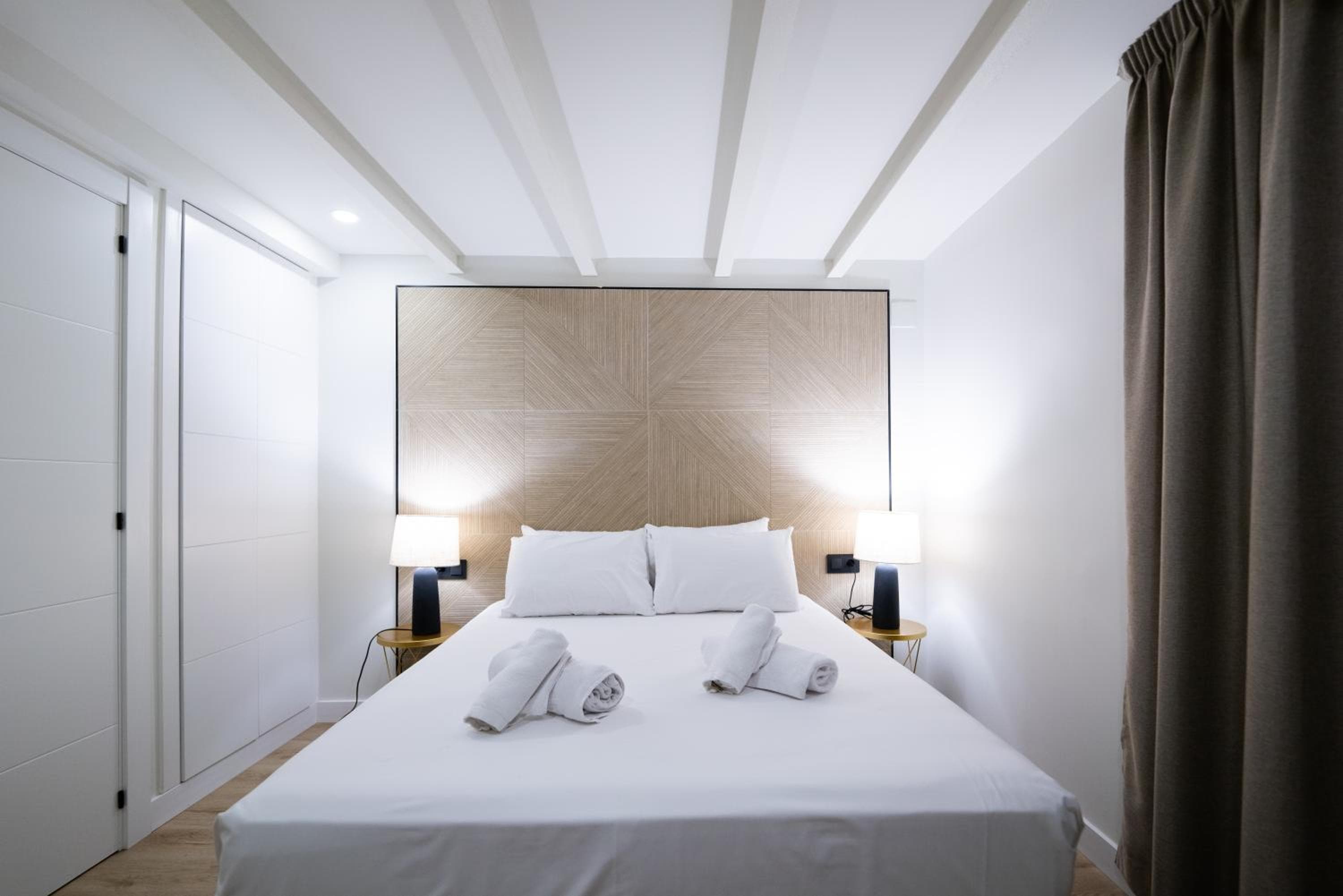 Apartments Málaga Premium - Calle San Telmo — 18