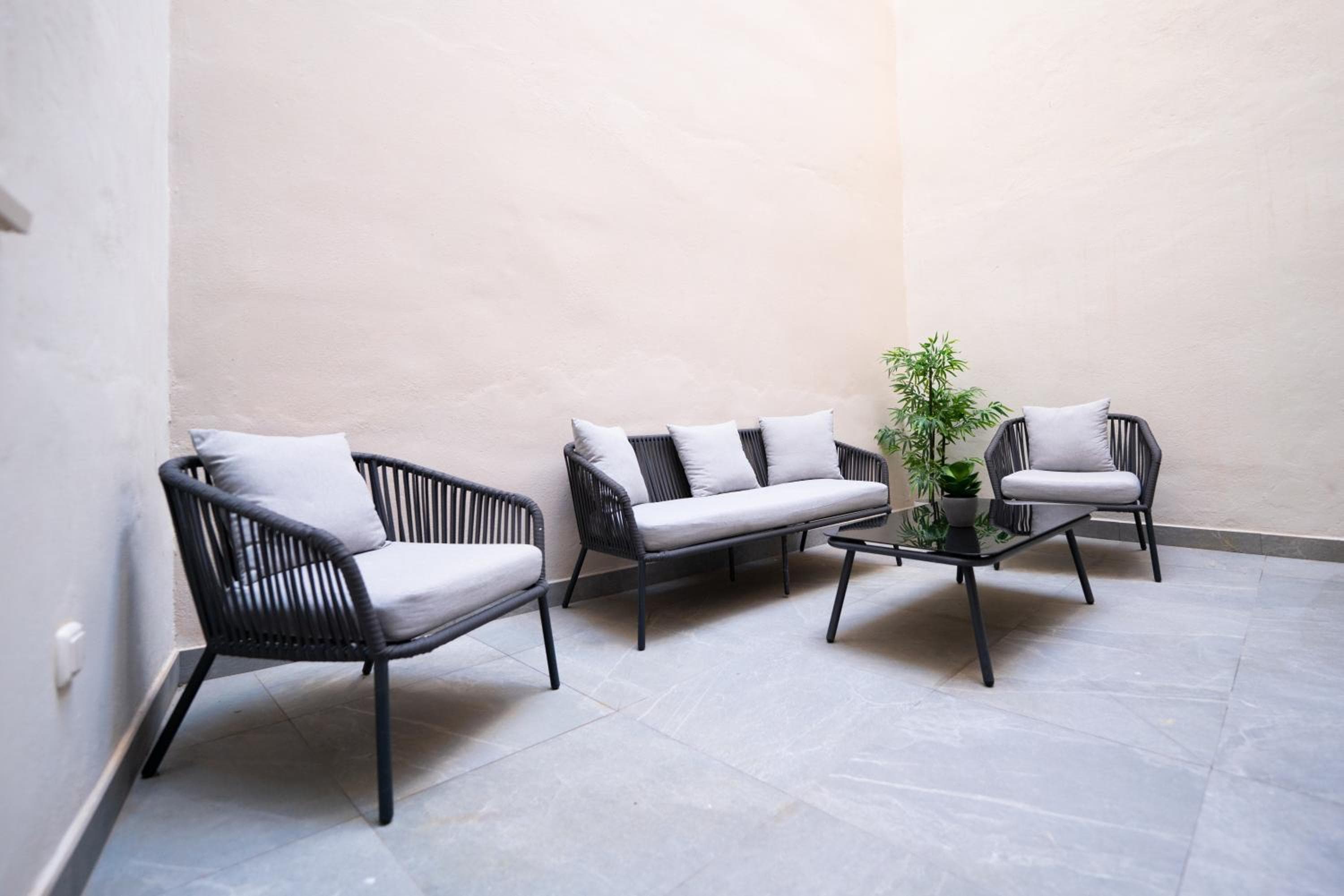 Apartments Málaga Premium - Calle San Telmo — 11