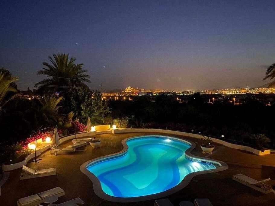Splendida villa vicino al centro di Ibiza — 28