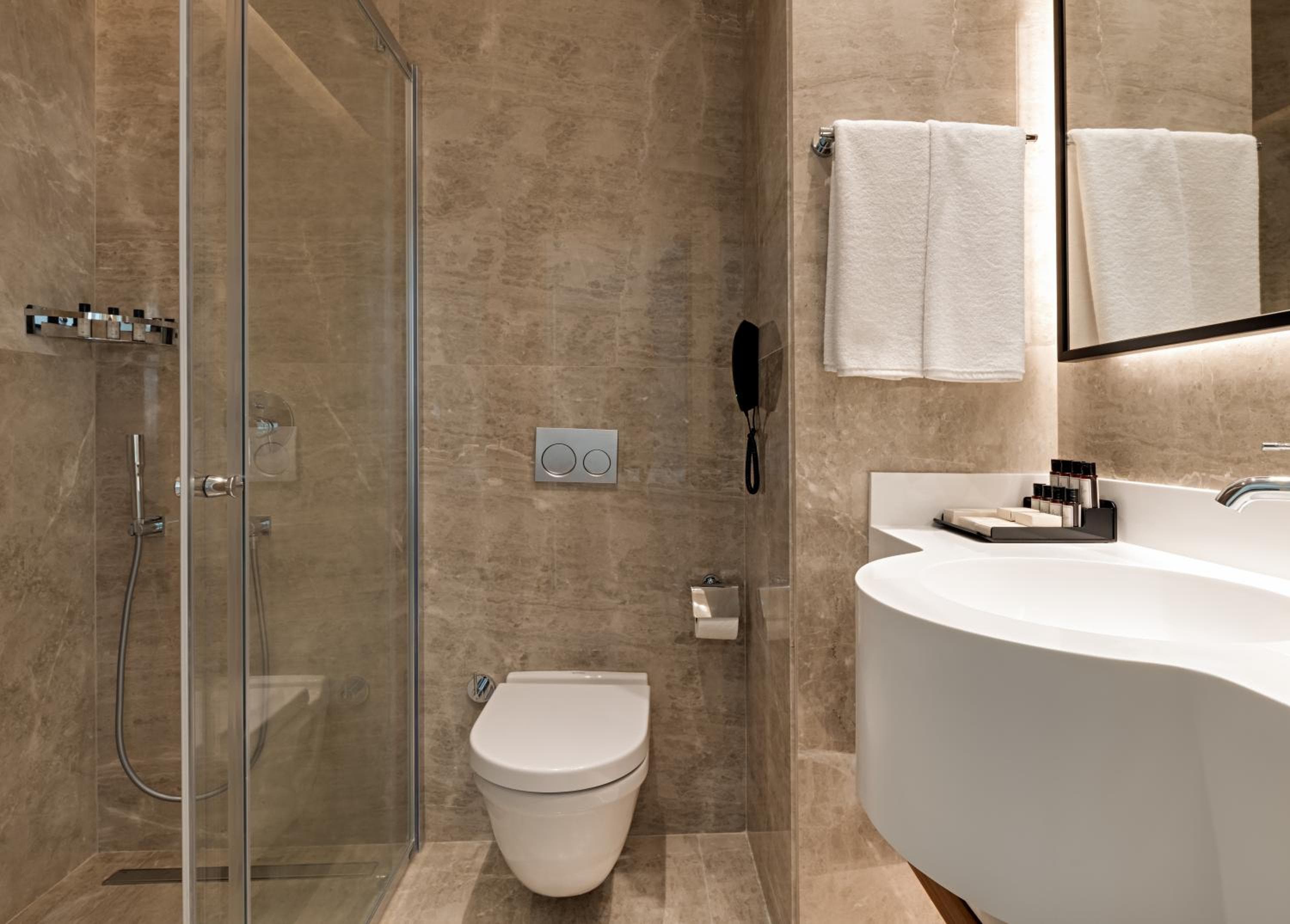 Gleam Collection Hotel — 24