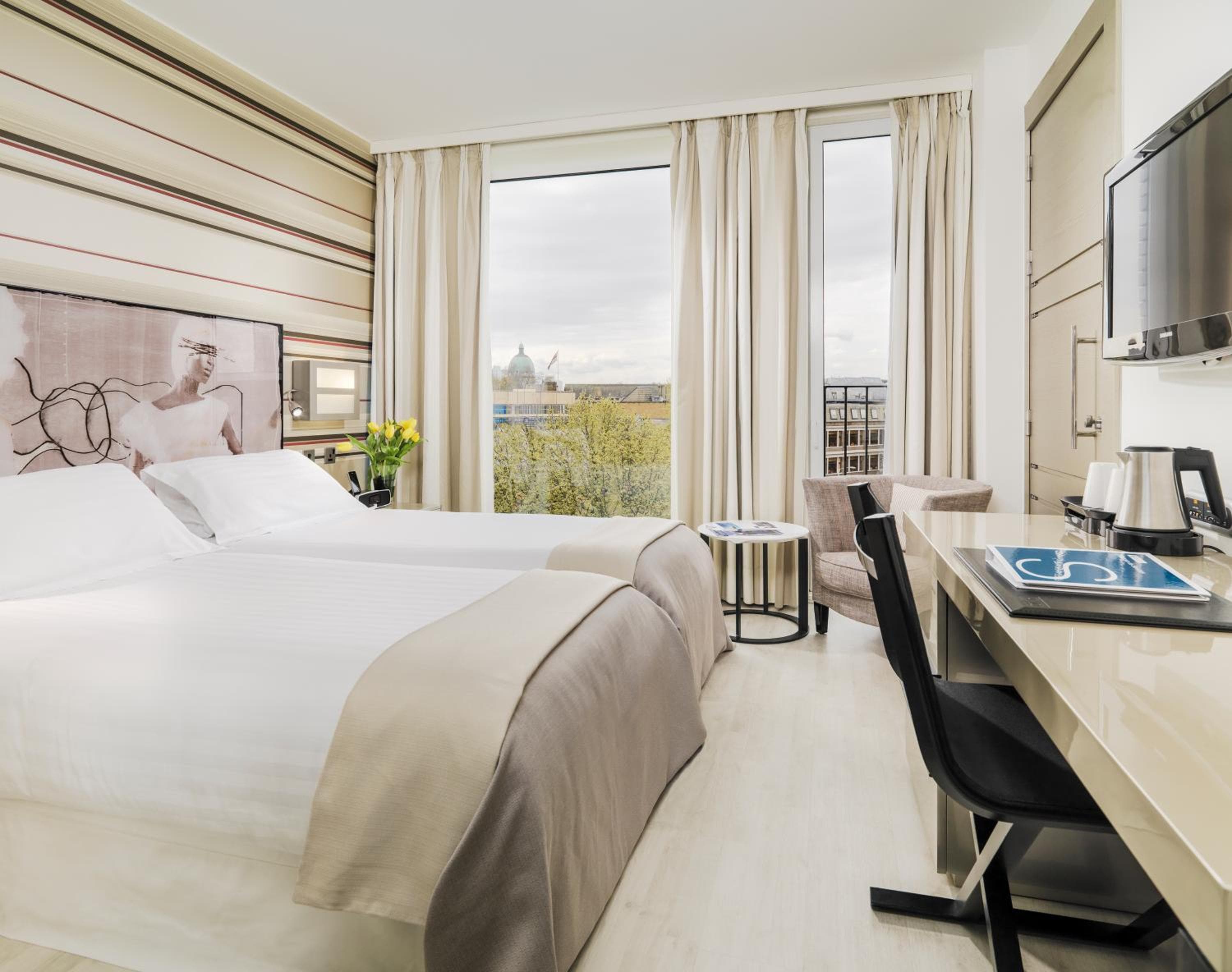 H10 London Waterloo — 9