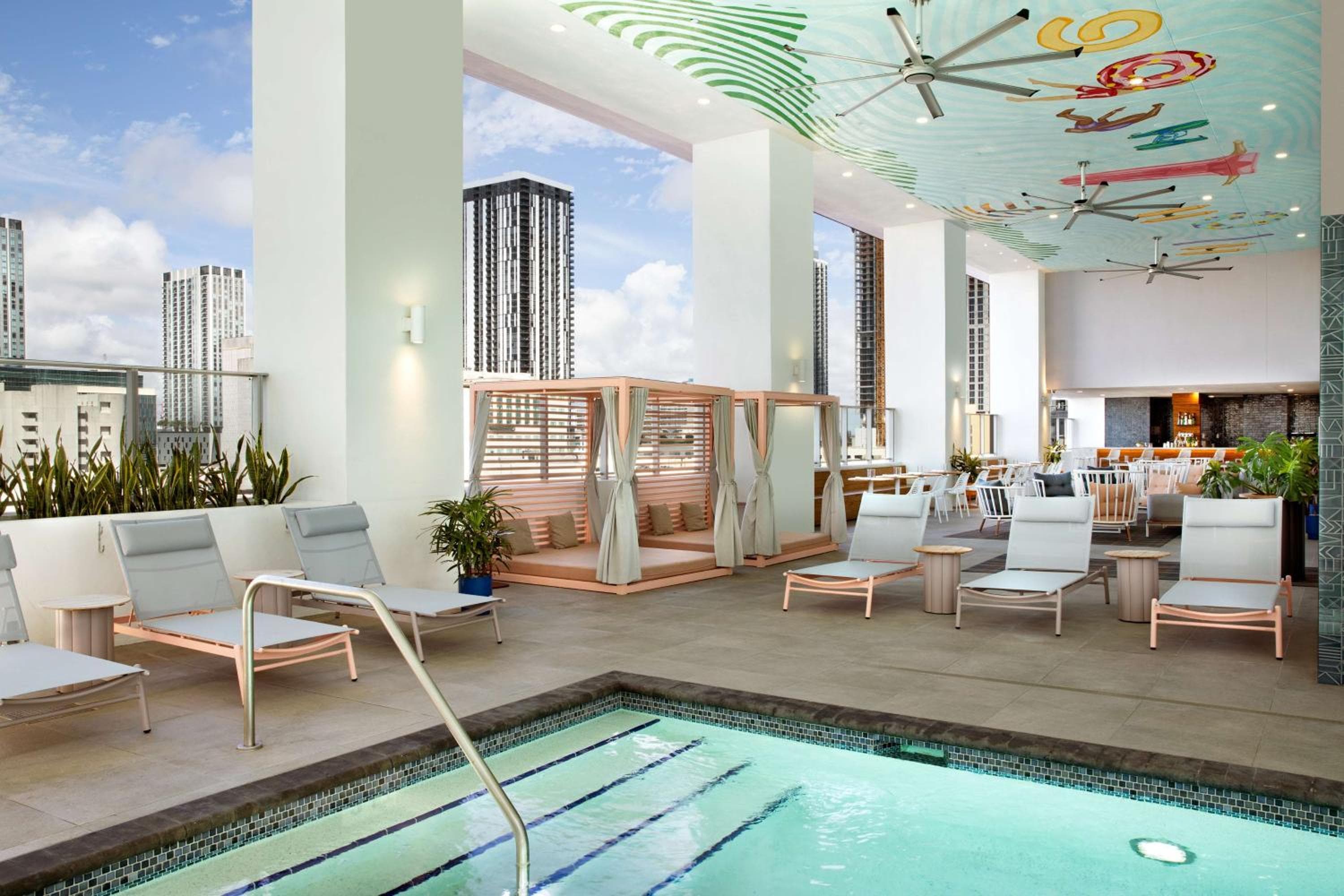YOTELPAD Miami — 24