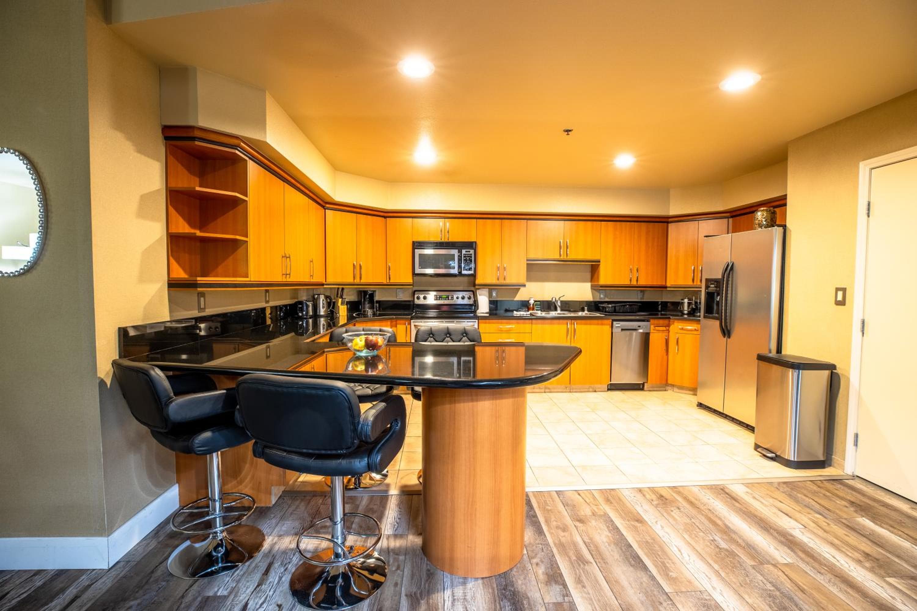 2100 SqFt Penthouse Suite W/ Strip Views! POOL GYM — 17