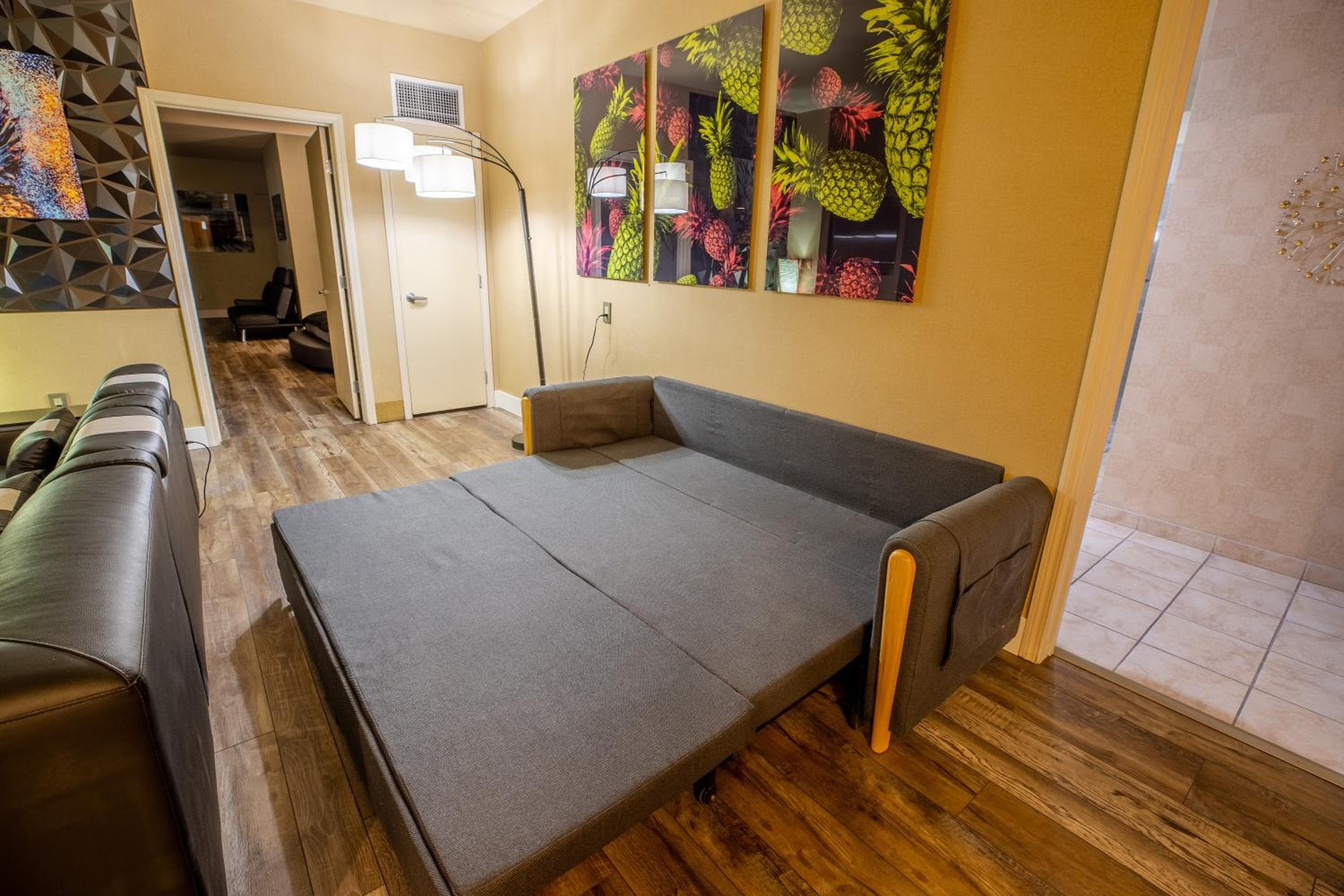 Suite Penthouse de 2100 pies cuadrados con vistas al Strip. GIMNASIO EN LA PISCINA — 17
