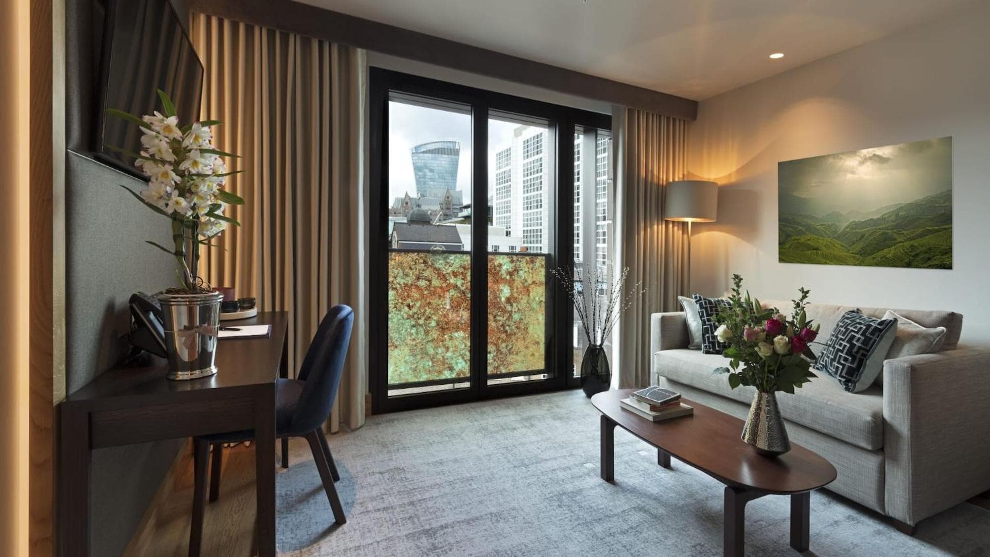 Tower Suites by Blue Orchid — 6