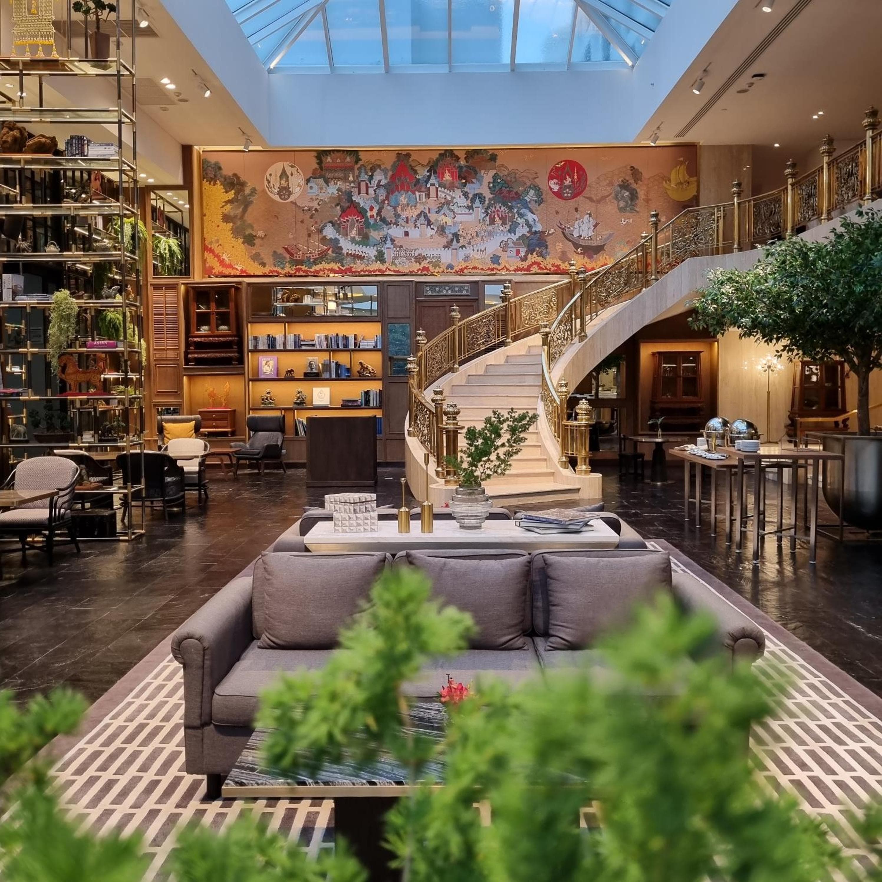 Montien Hotel Surawong Bangkok — 3