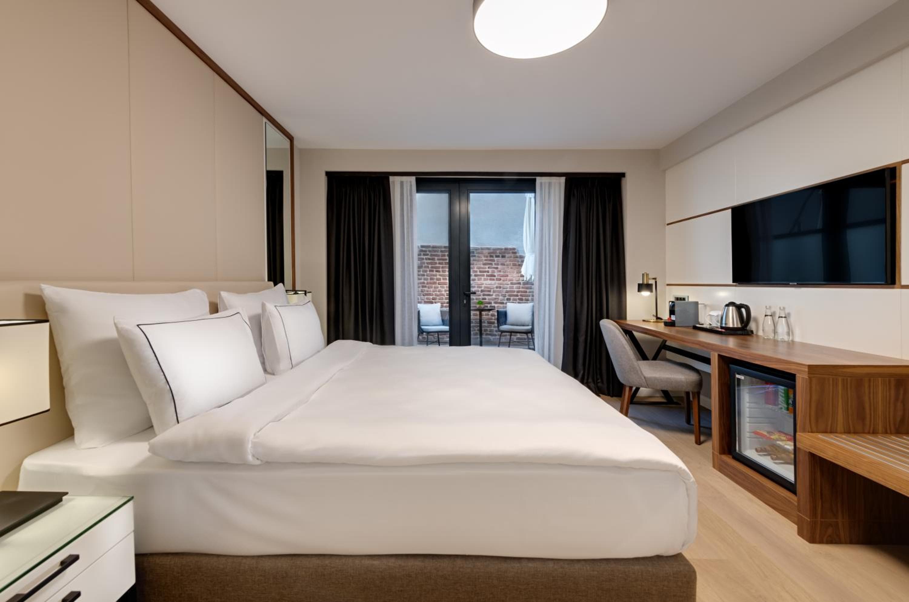 Gleam Collection Hotel — 26