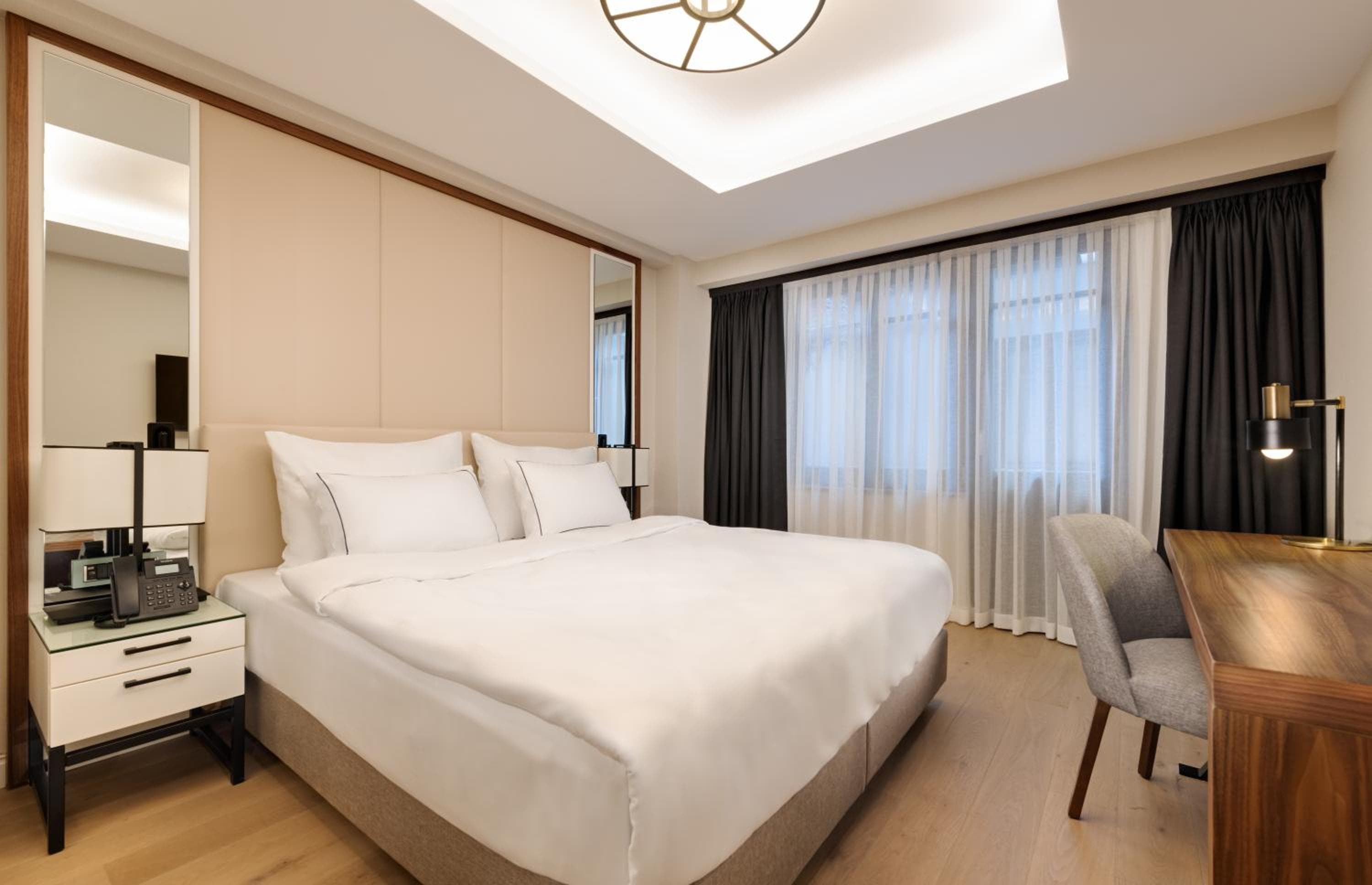 Gleam Collection Hotel — 17