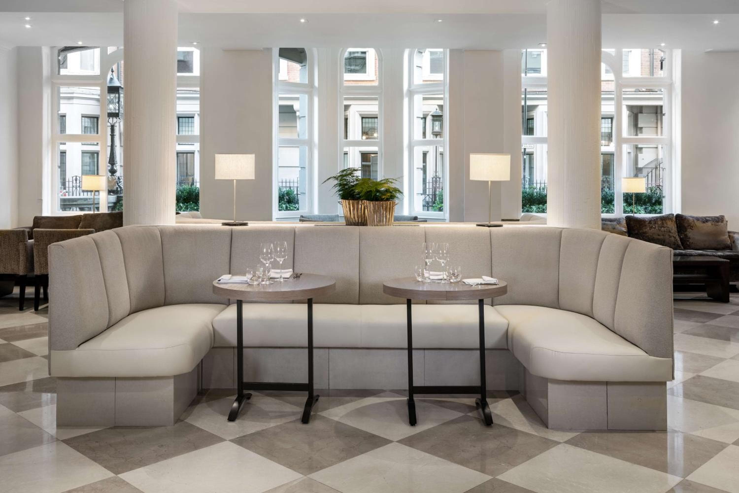Radisson Blu Hotel, London Tottenham Court Road — 22