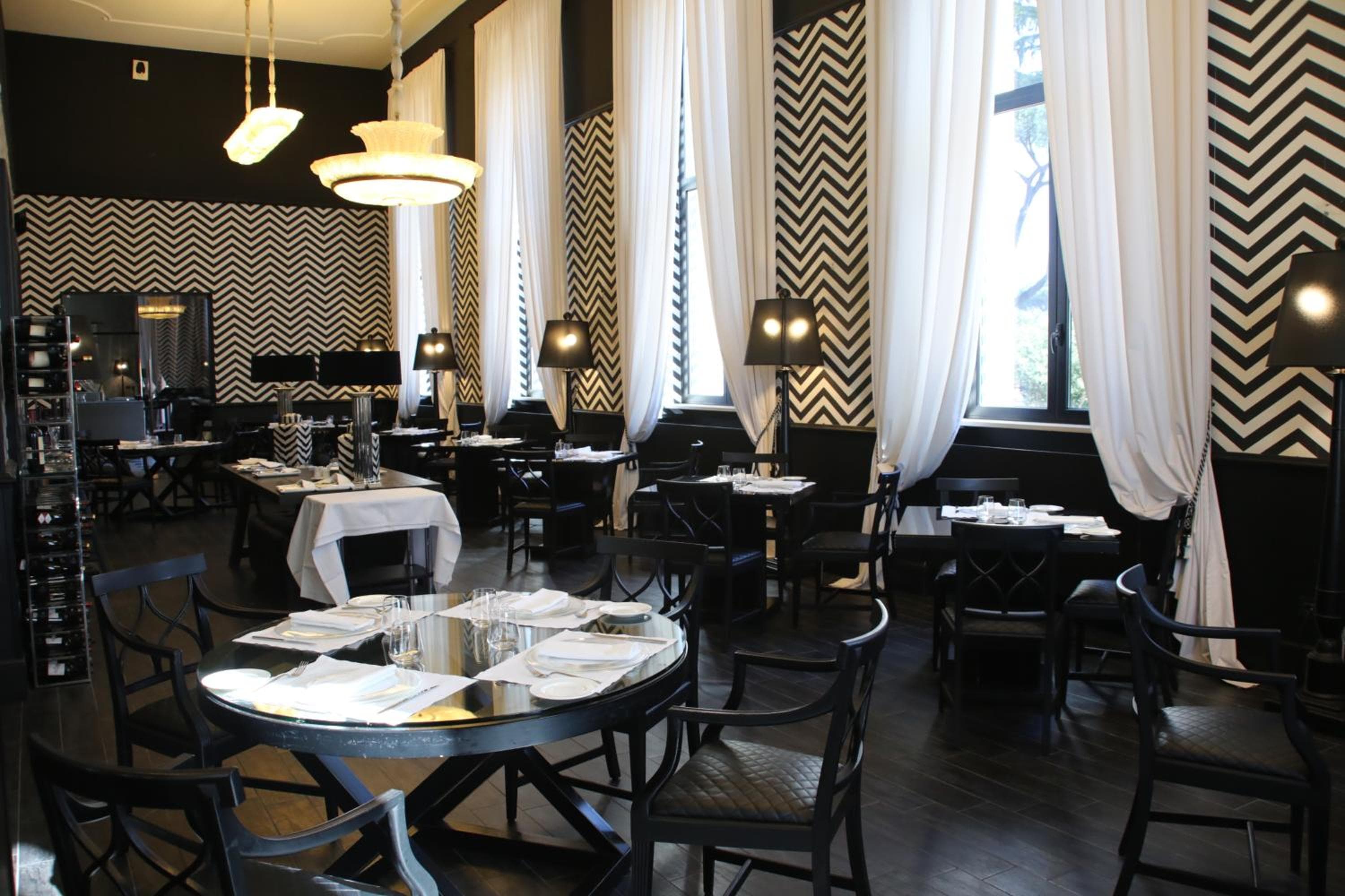 TH Roma - Carpegna Palace — 28