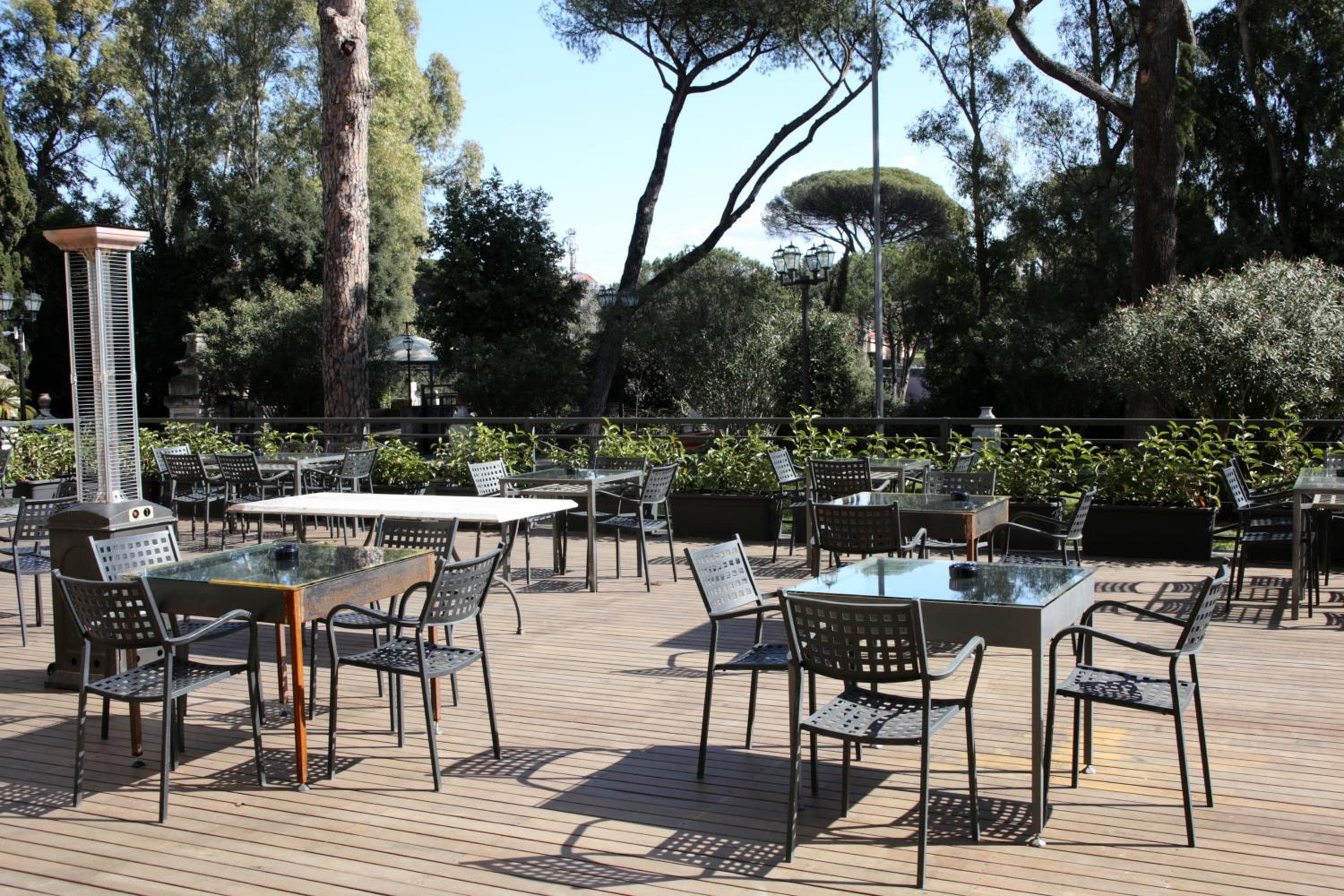 TH Roma - Carpegna Palace — 2