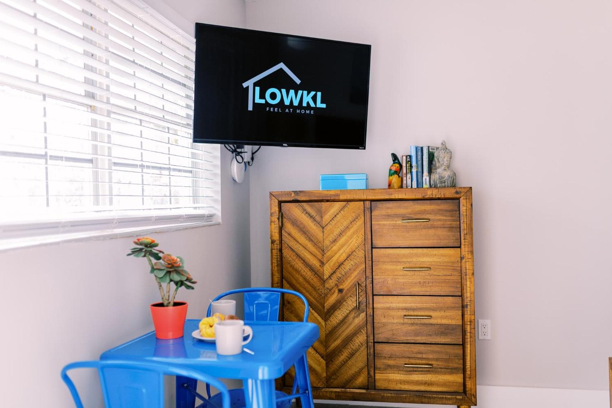 Casa Cordova Apartments By Lowkl — 4