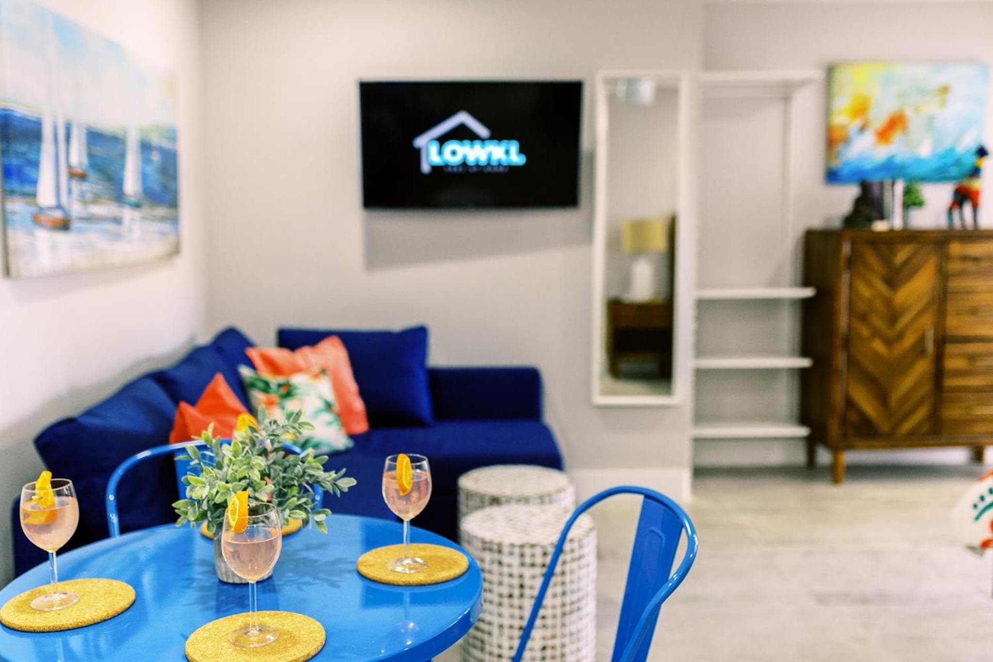 Casa Cordova Apartments By Lowkl — 11