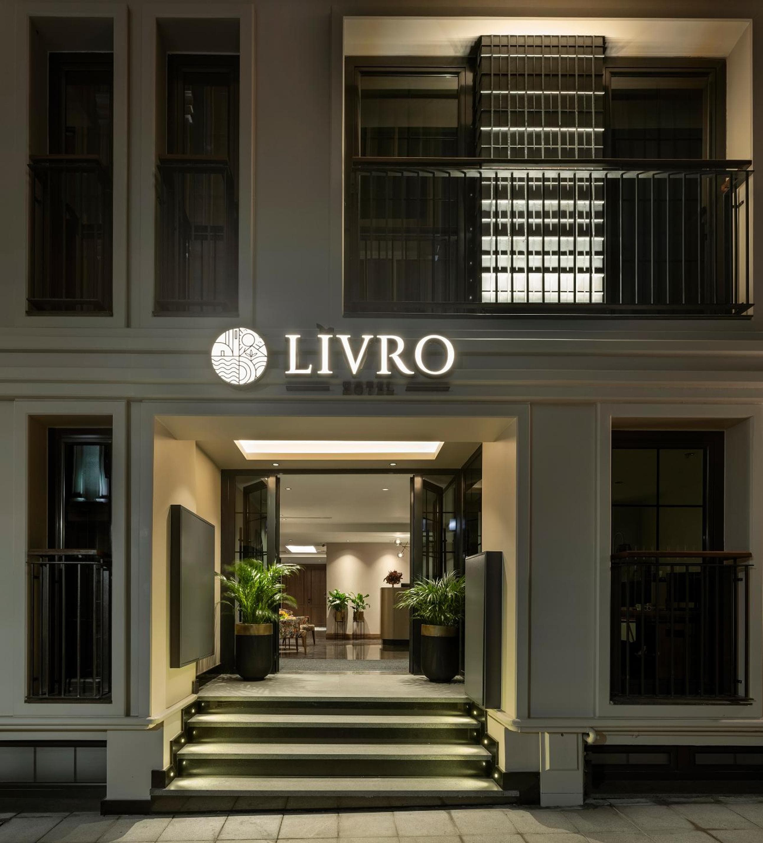 Livro Hotel — 20