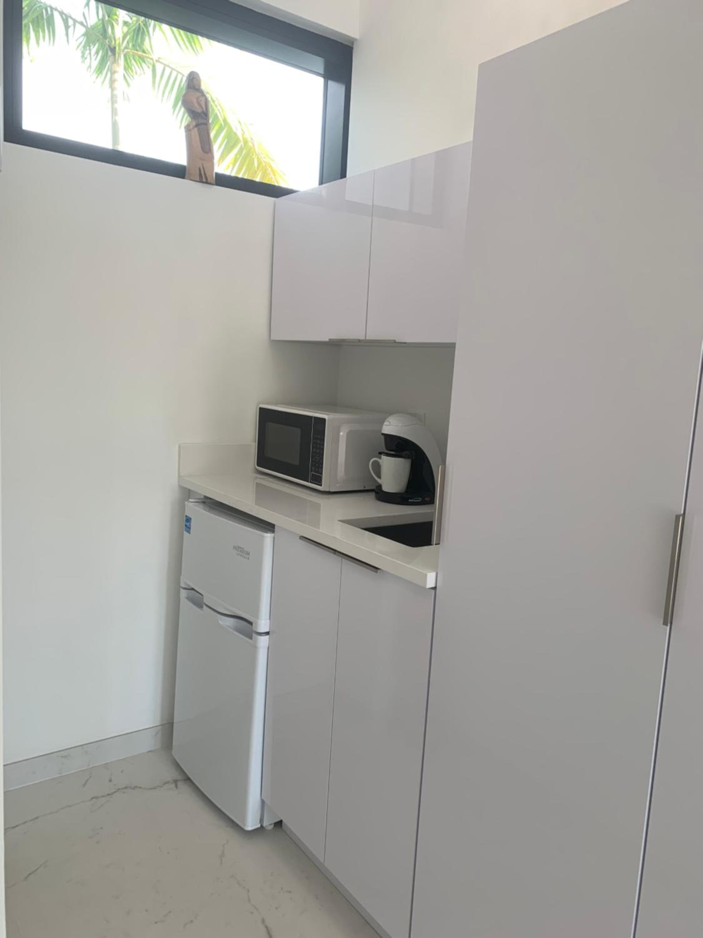 Men only clothing option guesthouse near Wilton Manors — 10