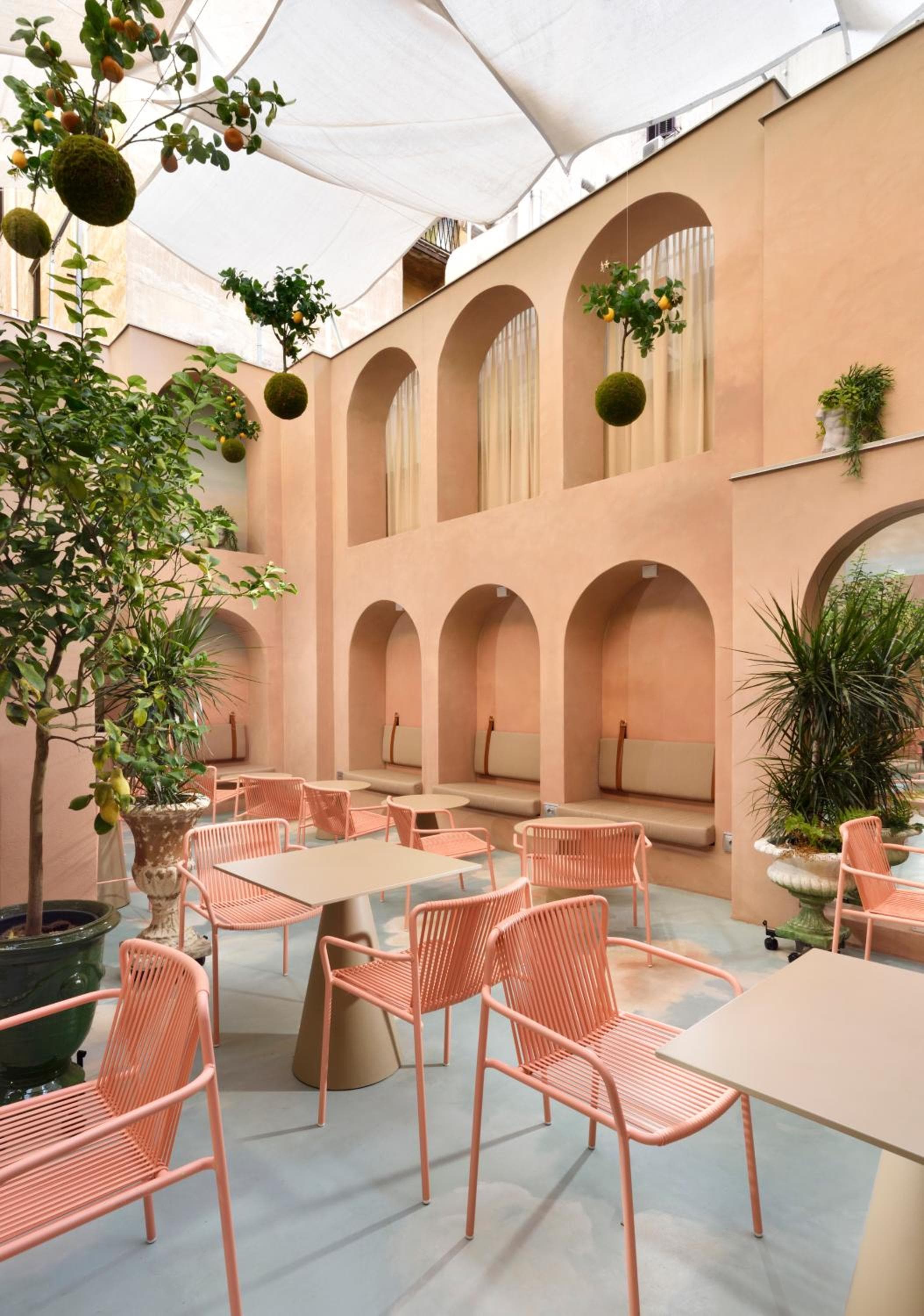 Leon's Place Hotel In Rome — 14