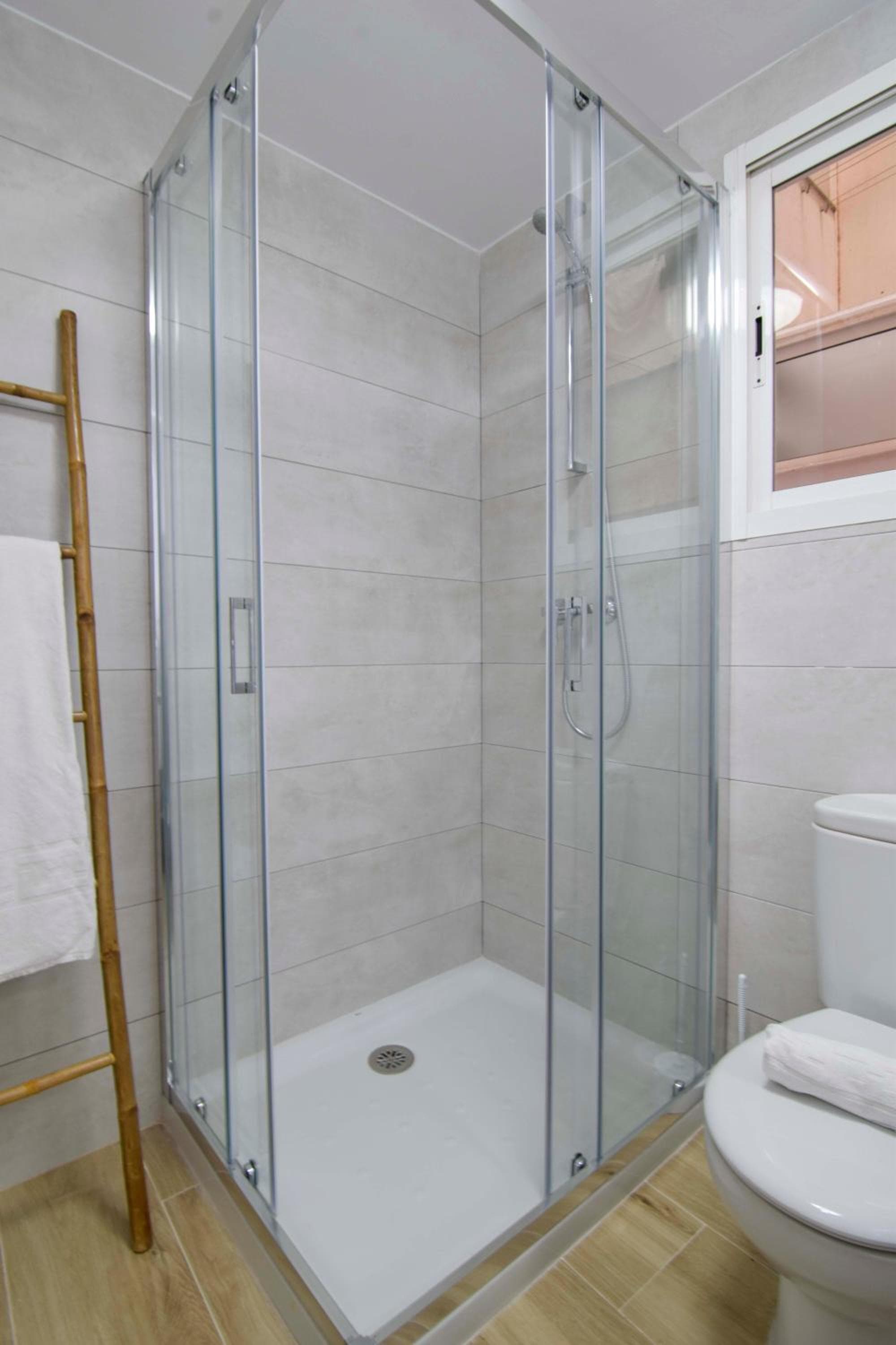 Hotel Letmalaga Square Merced — 17