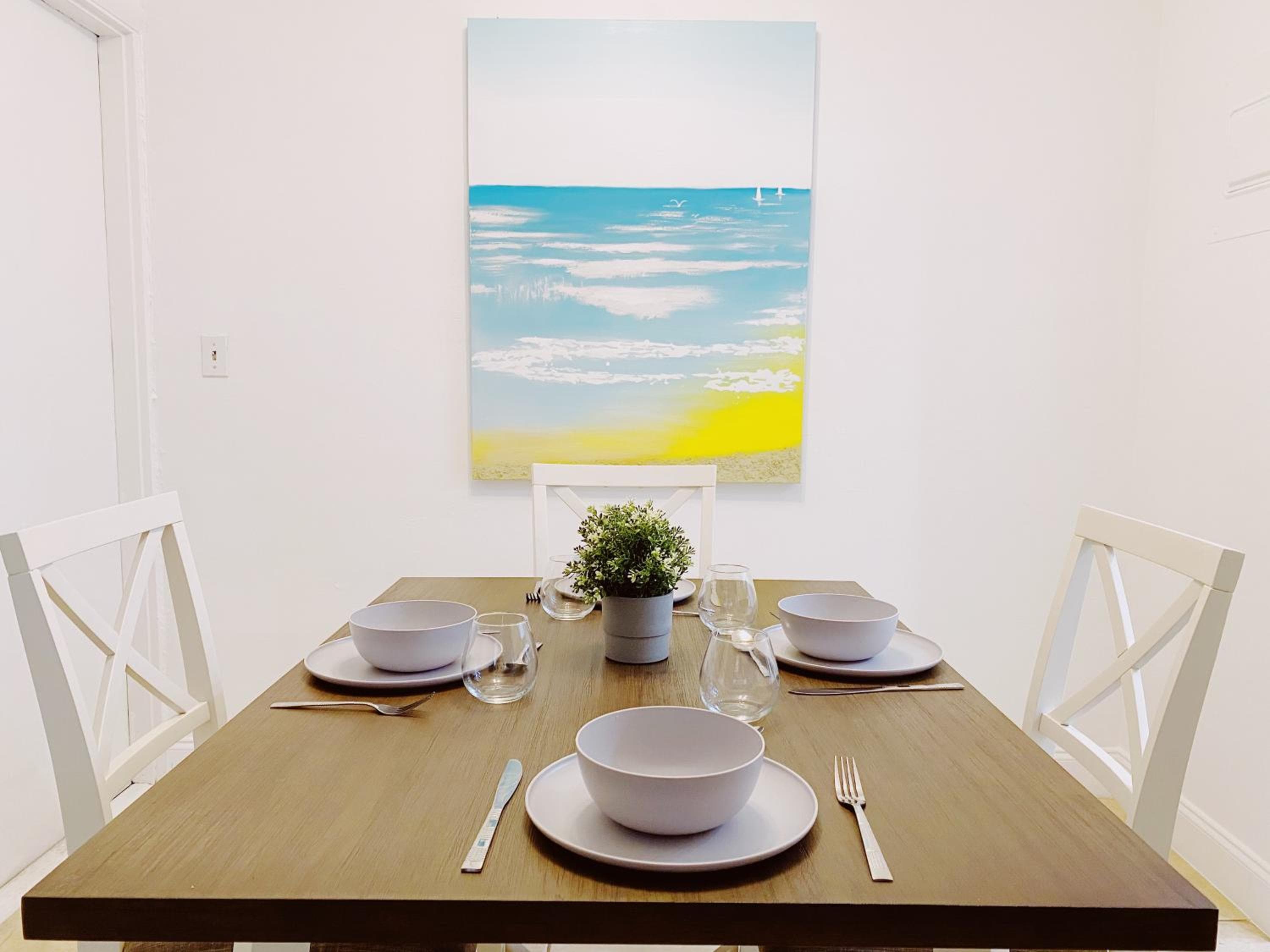 Bayview Regency Apartments By Lowkl — 24