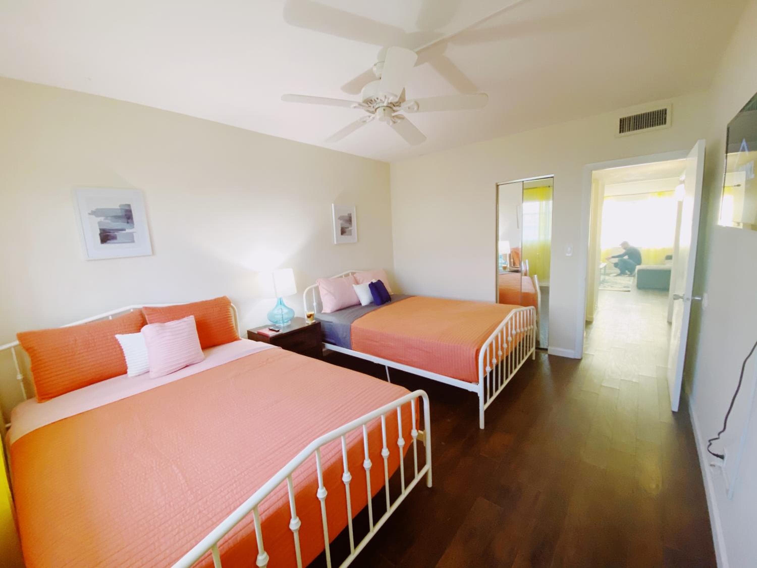 Bayview Regency Apartments By Lowkl — 19