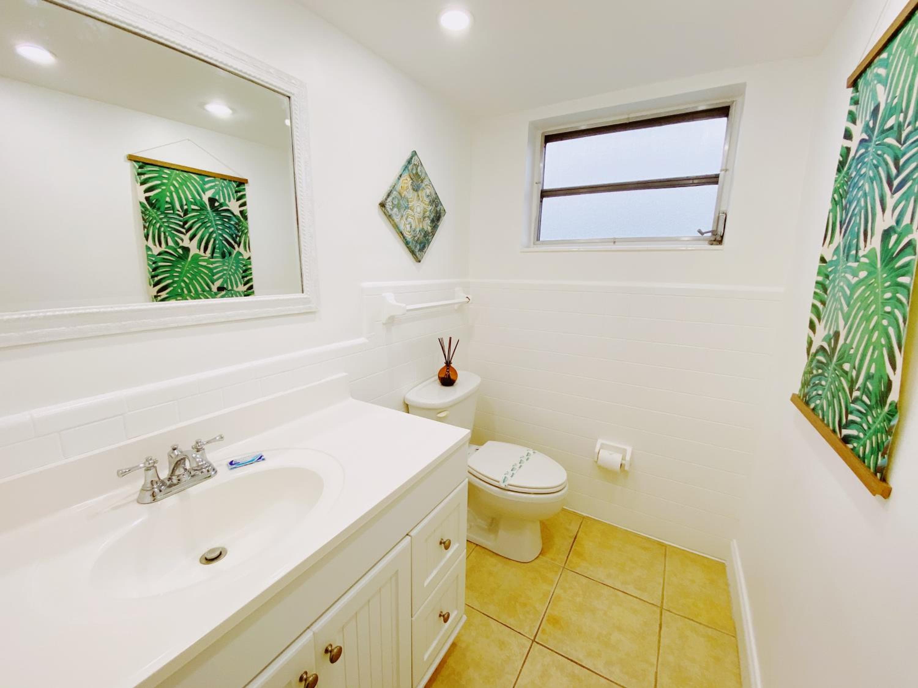 Bayview Regency Apartments By Lowkl — 2