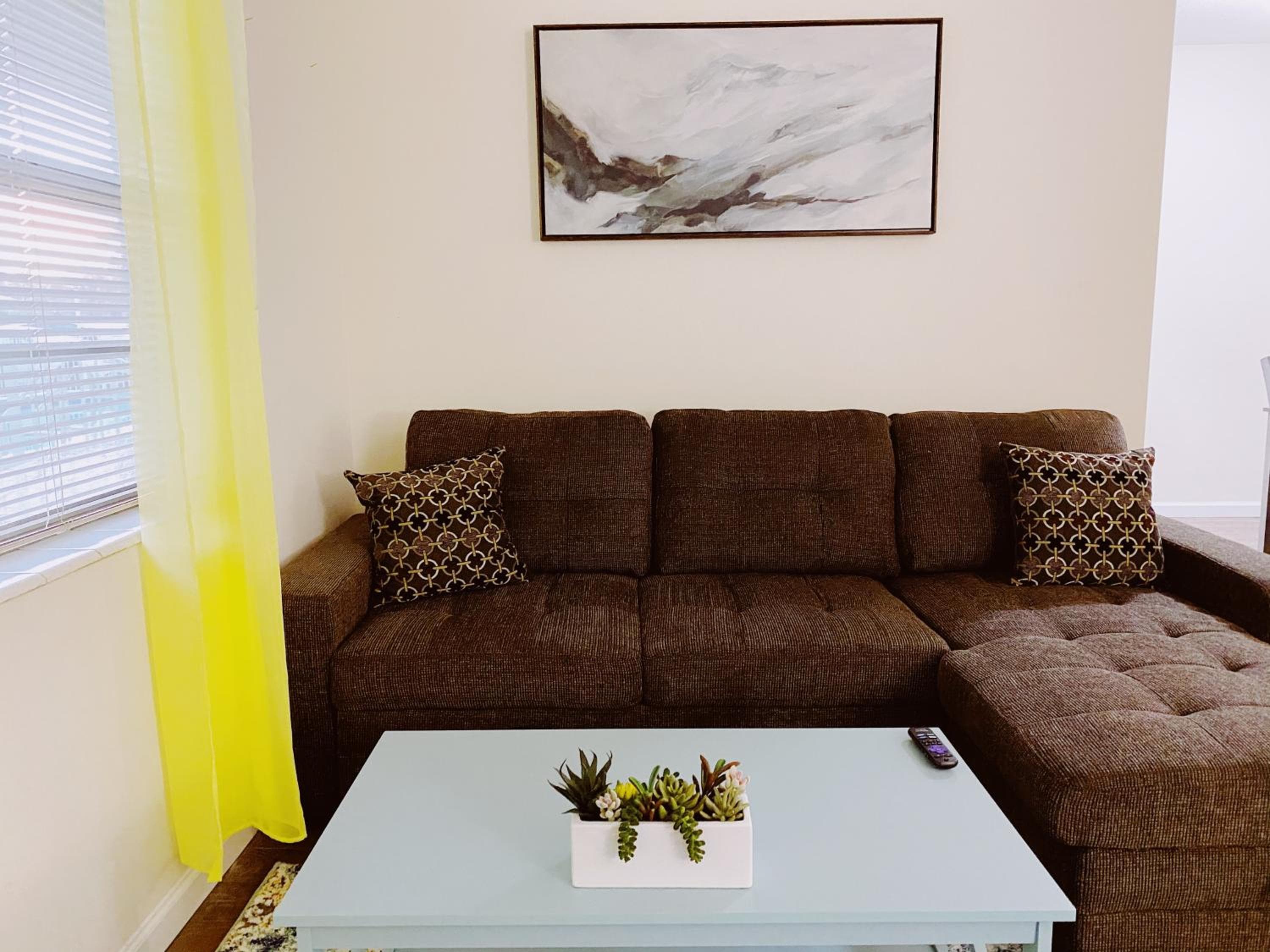 Bayview Regency Apartments By Lowkl — 11